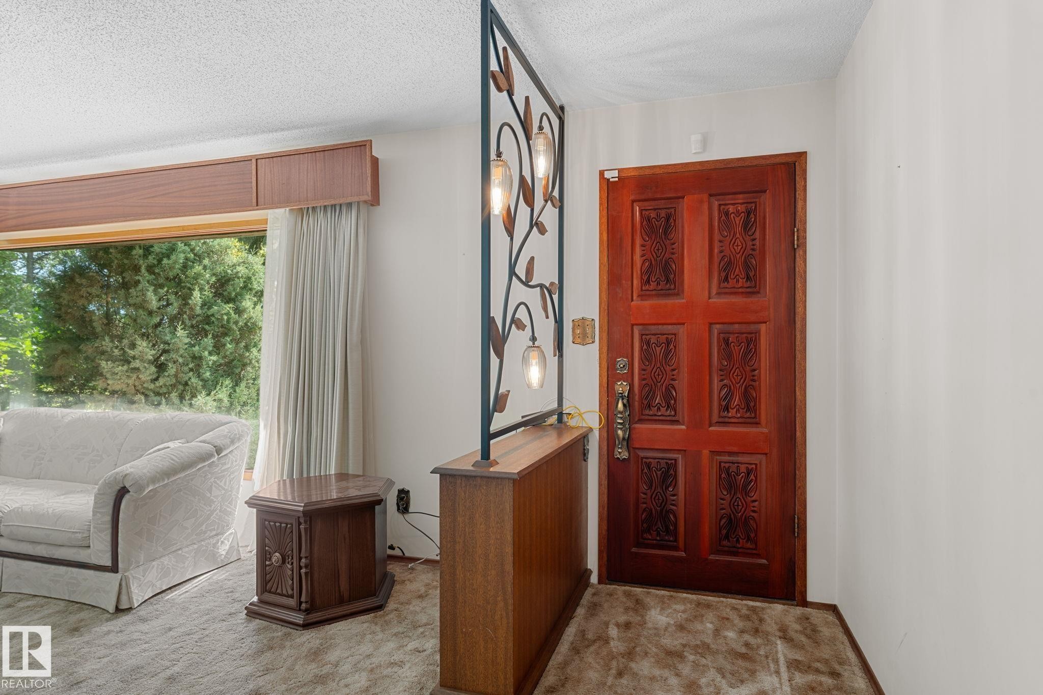 5020 53 Avenue, Onoway, AB