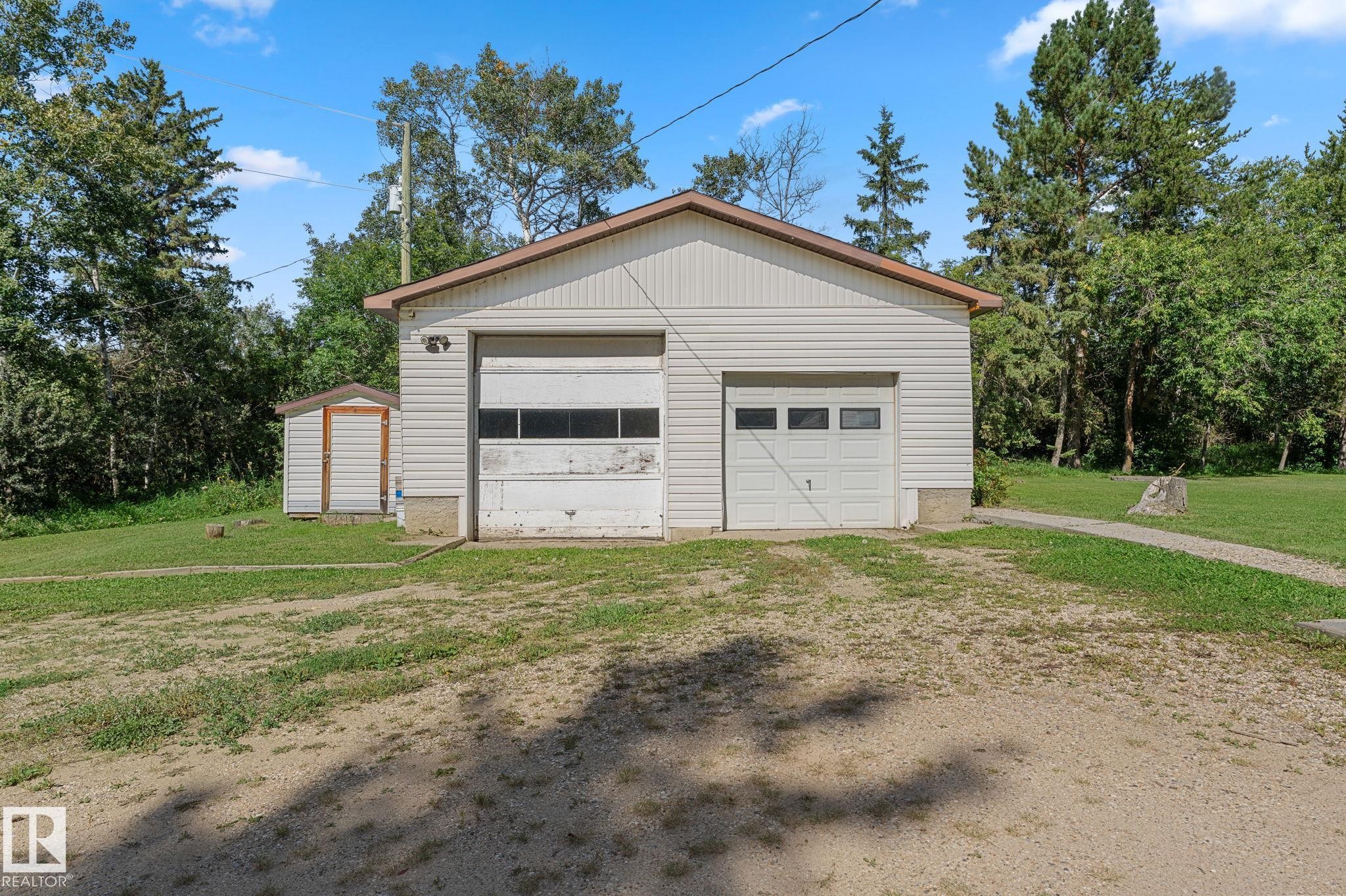 5020 53 Avenue, Onoway, AB