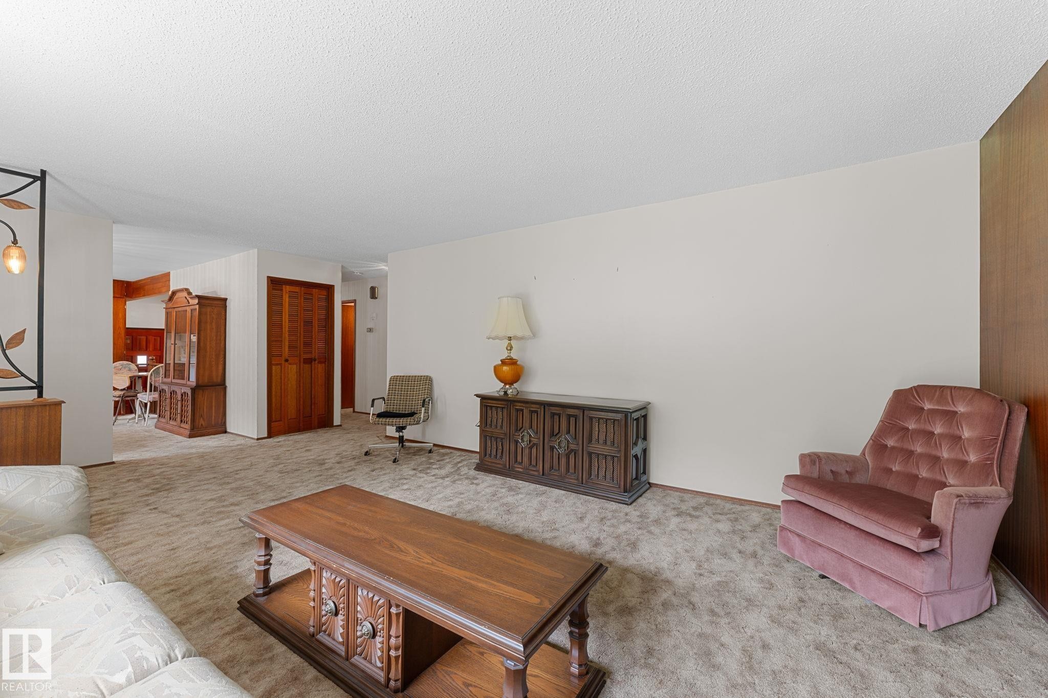 5020 53 Avenue, Onoway, AB