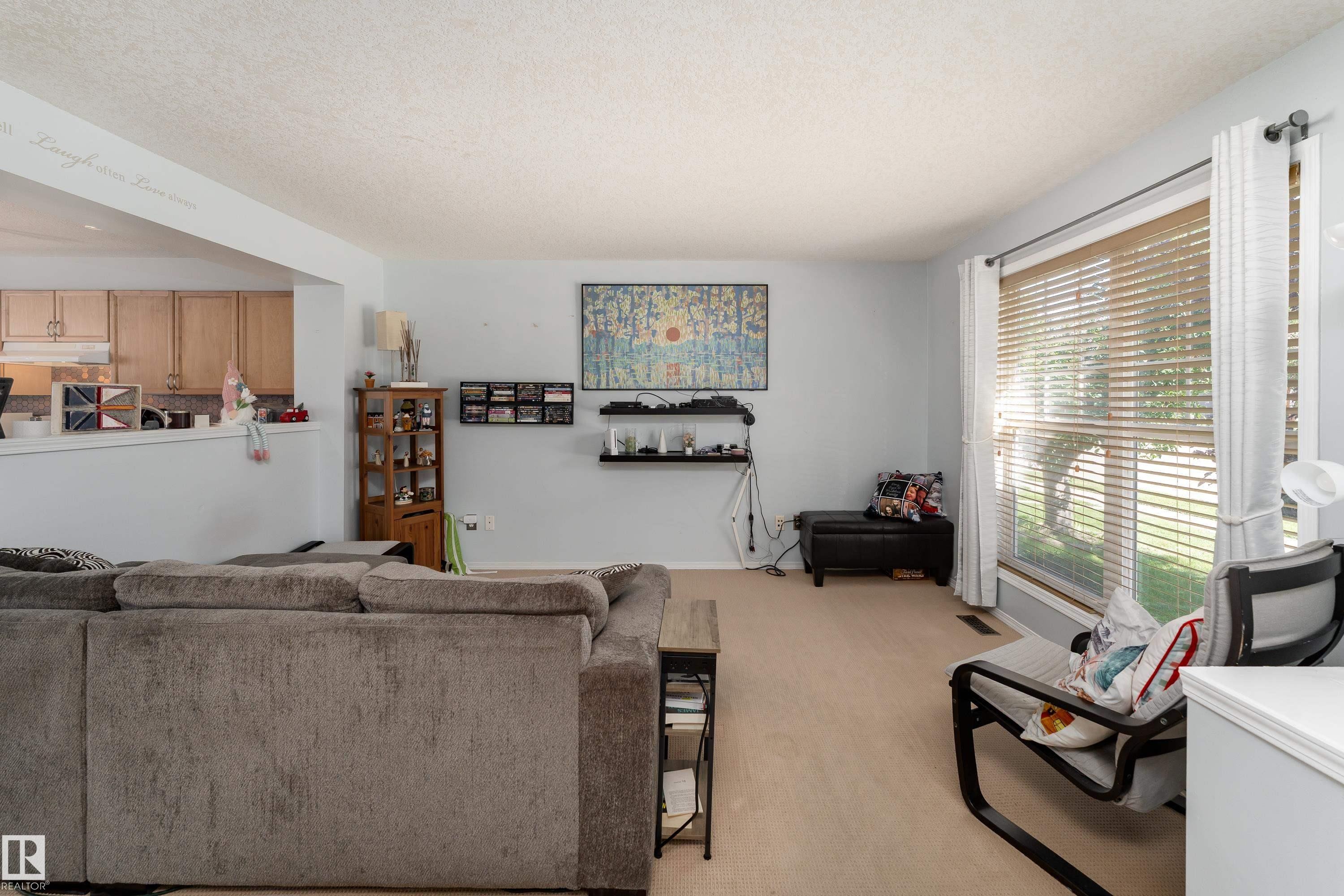 5632 203 Street Nw, Edmonton, AB