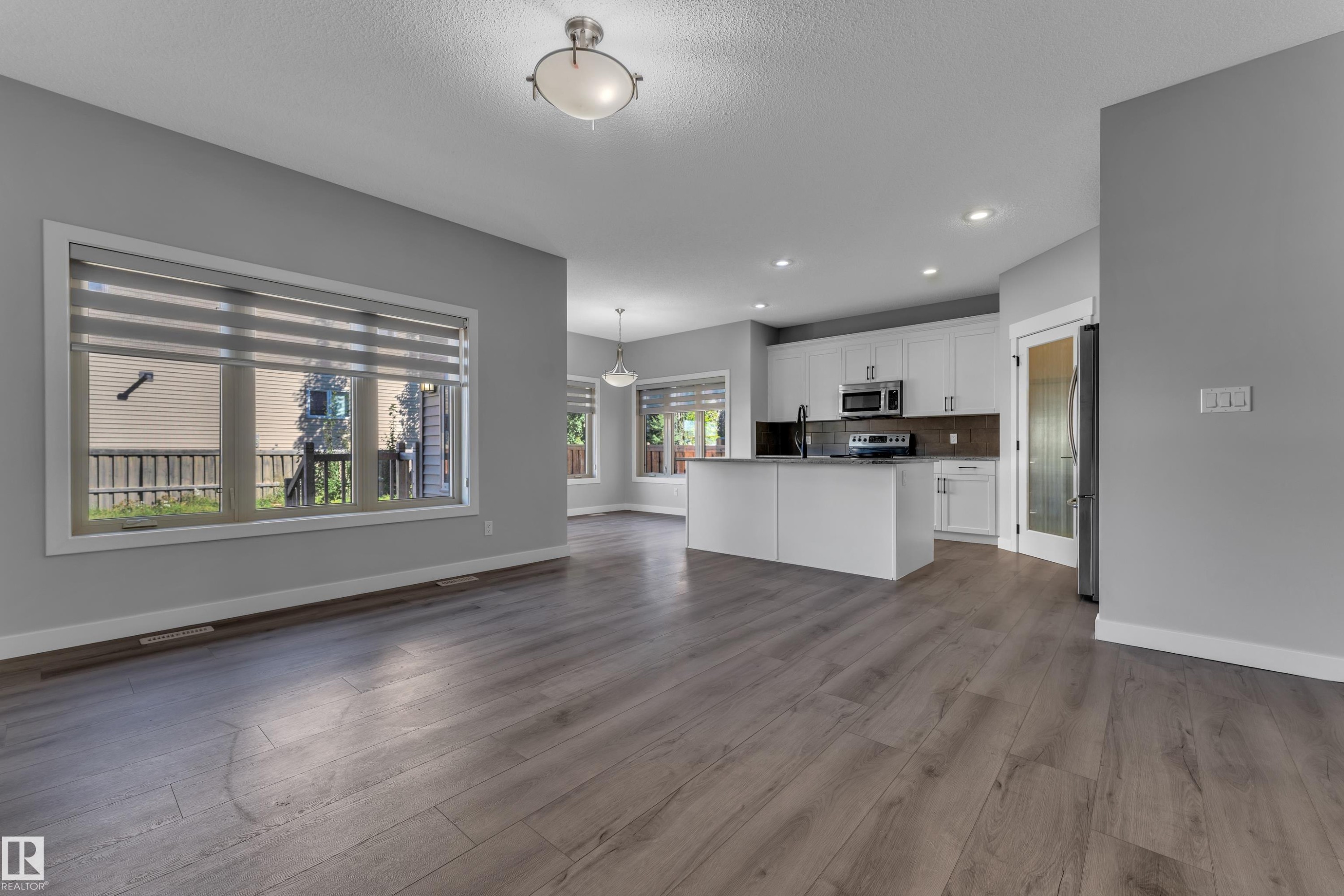 642 Adams Way Sw, Edmonton, AB