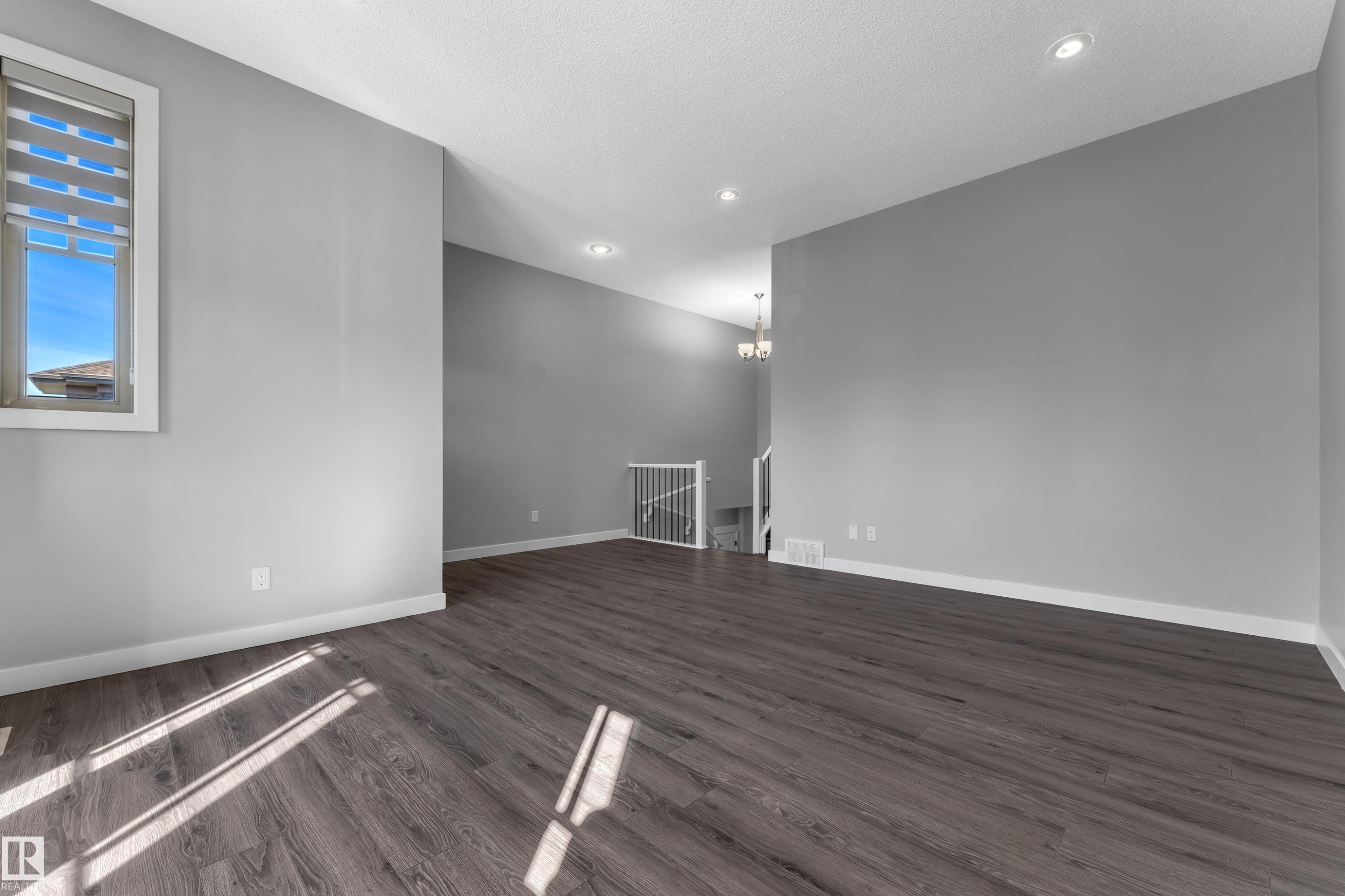 642 Adams Way Sw, Edmonton, AB