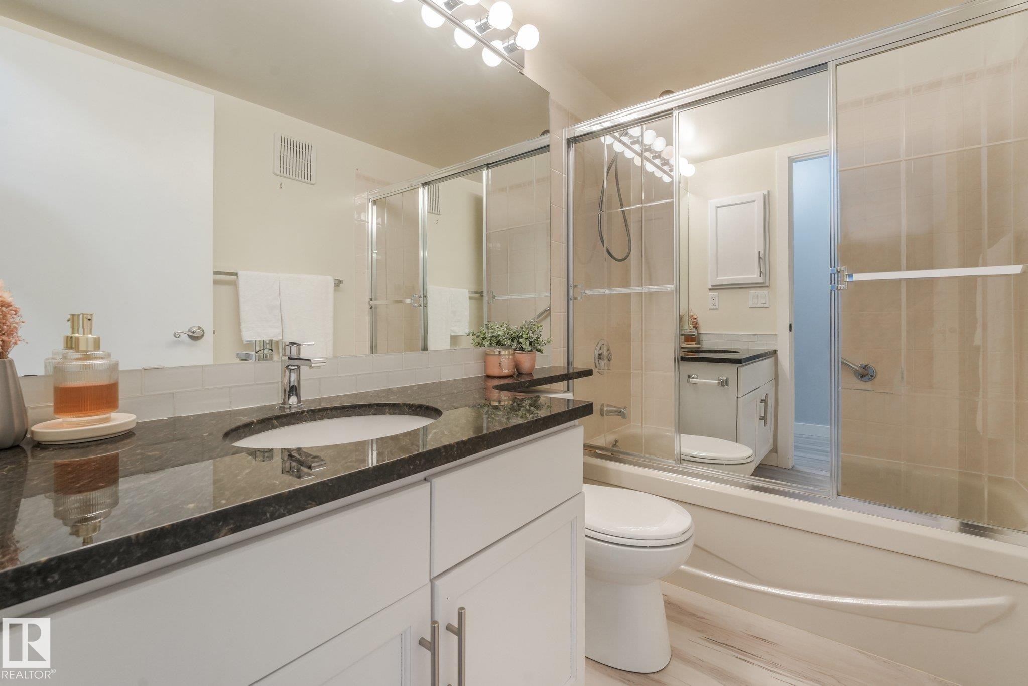 #307 10945 21 Av Nw, Edmonton, AB