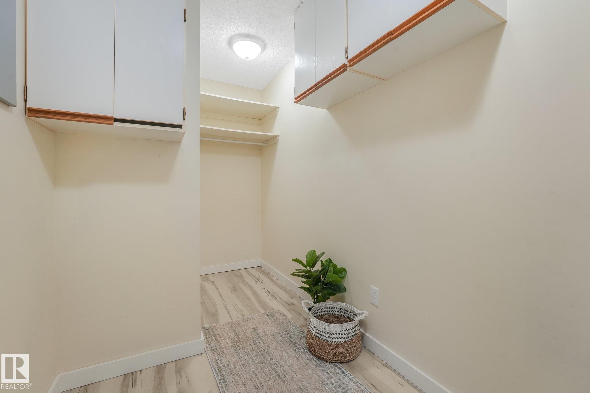#307 10945 21 Av Nw, Edmonton, AB