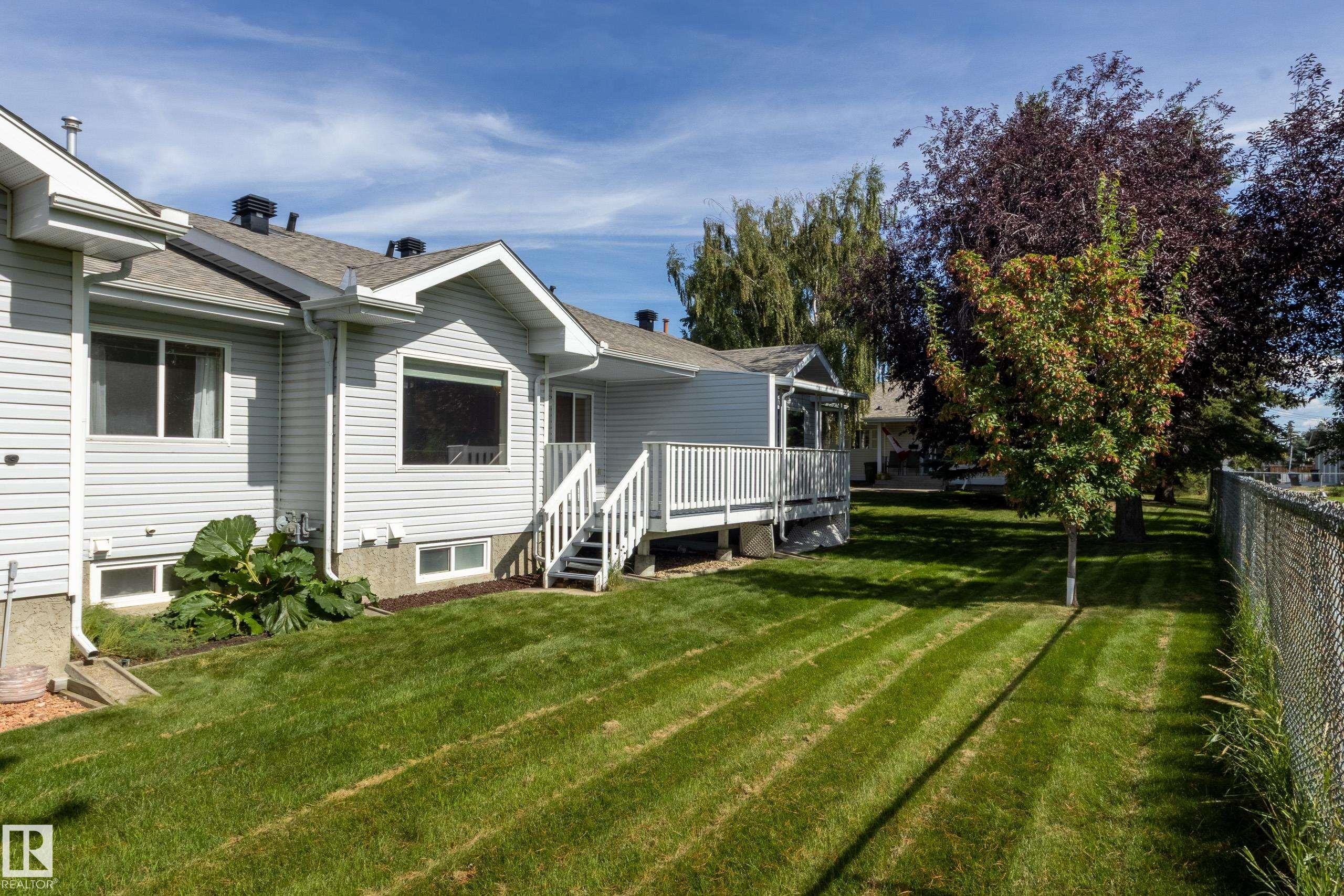 #6 9704 165 St Nw, Edmonton, AB
