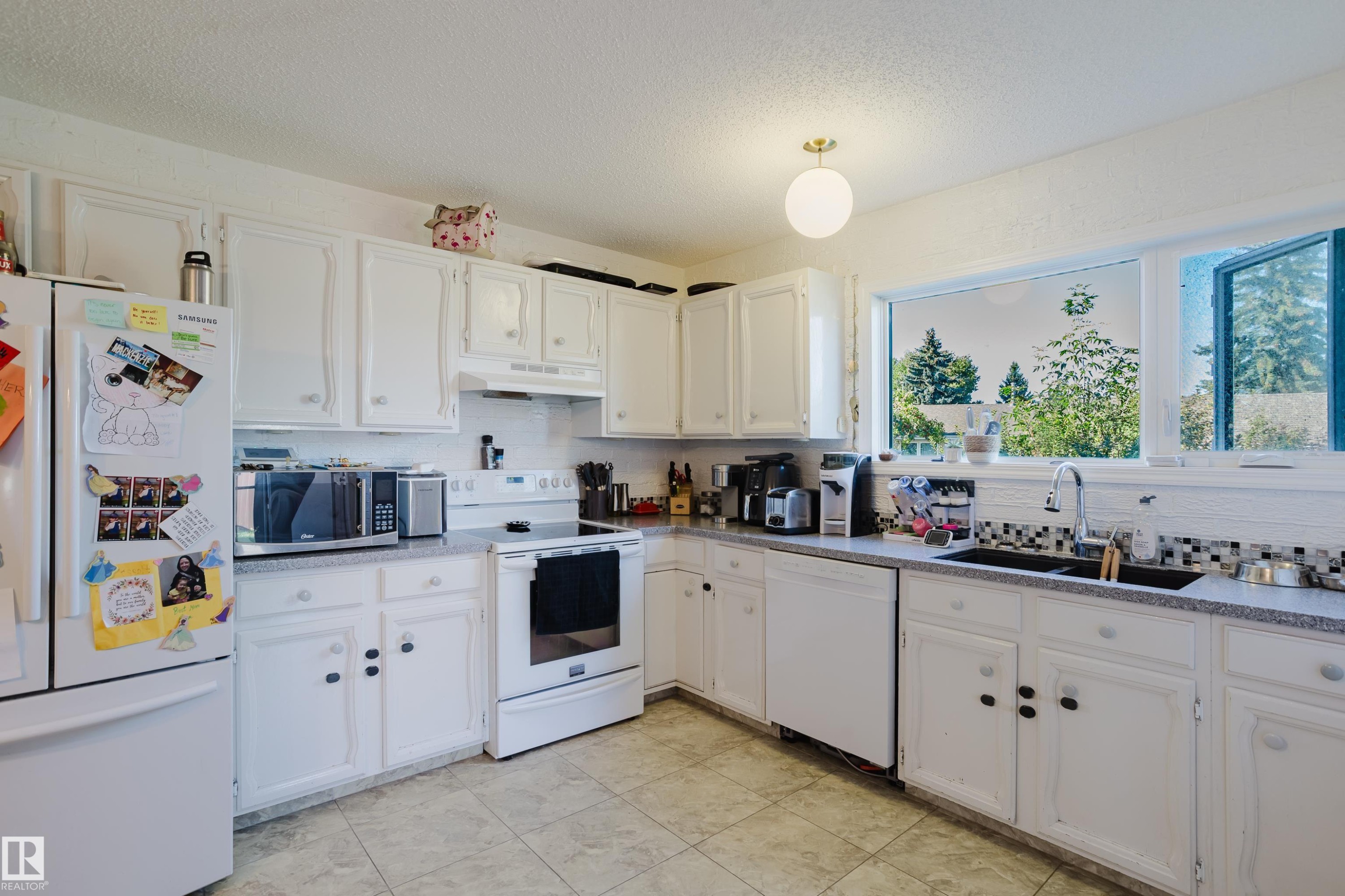 15256 122 Street Nw, Edmonton, AB
