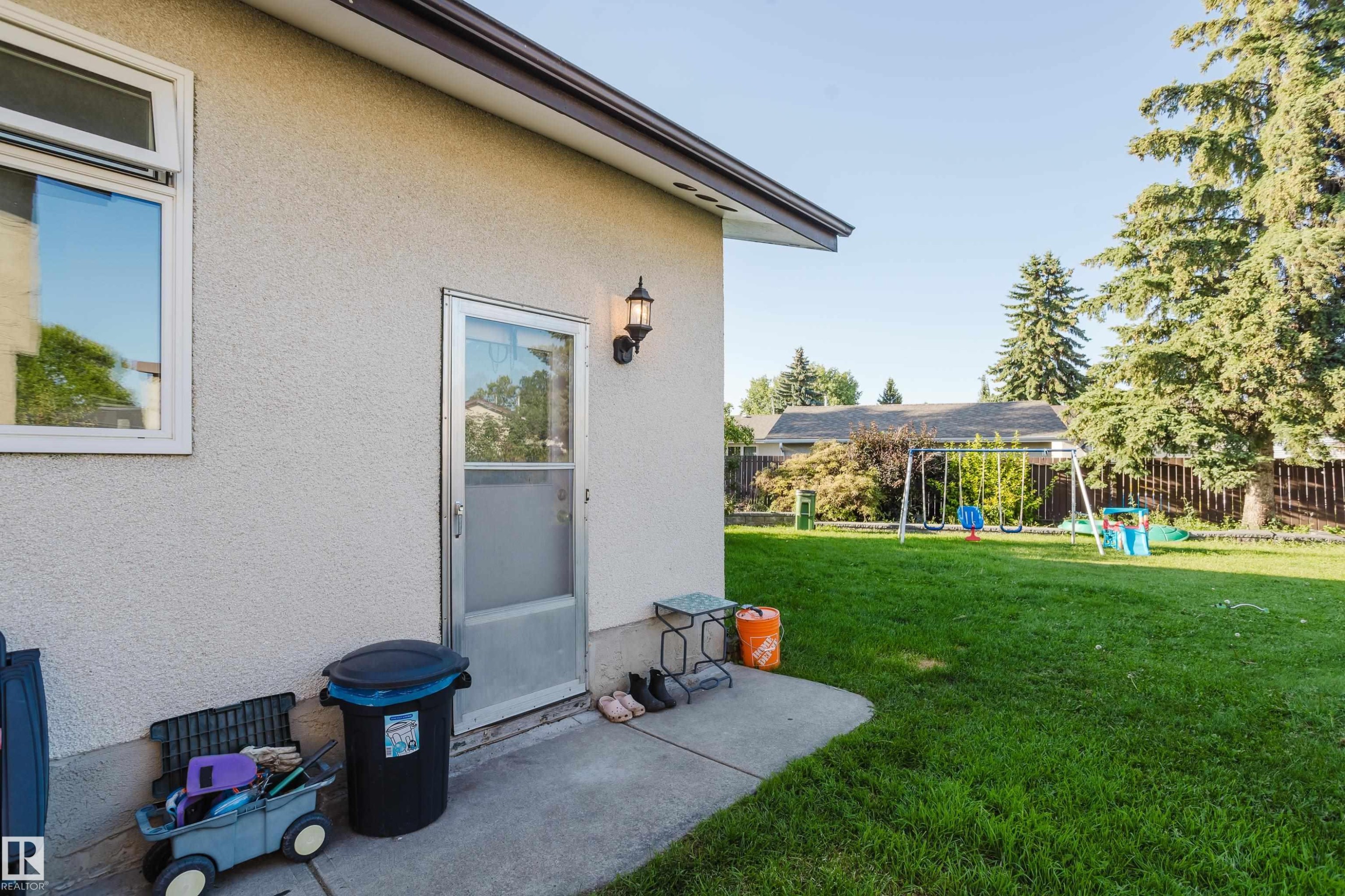15256 122 Street Nw, Edmonton, AB