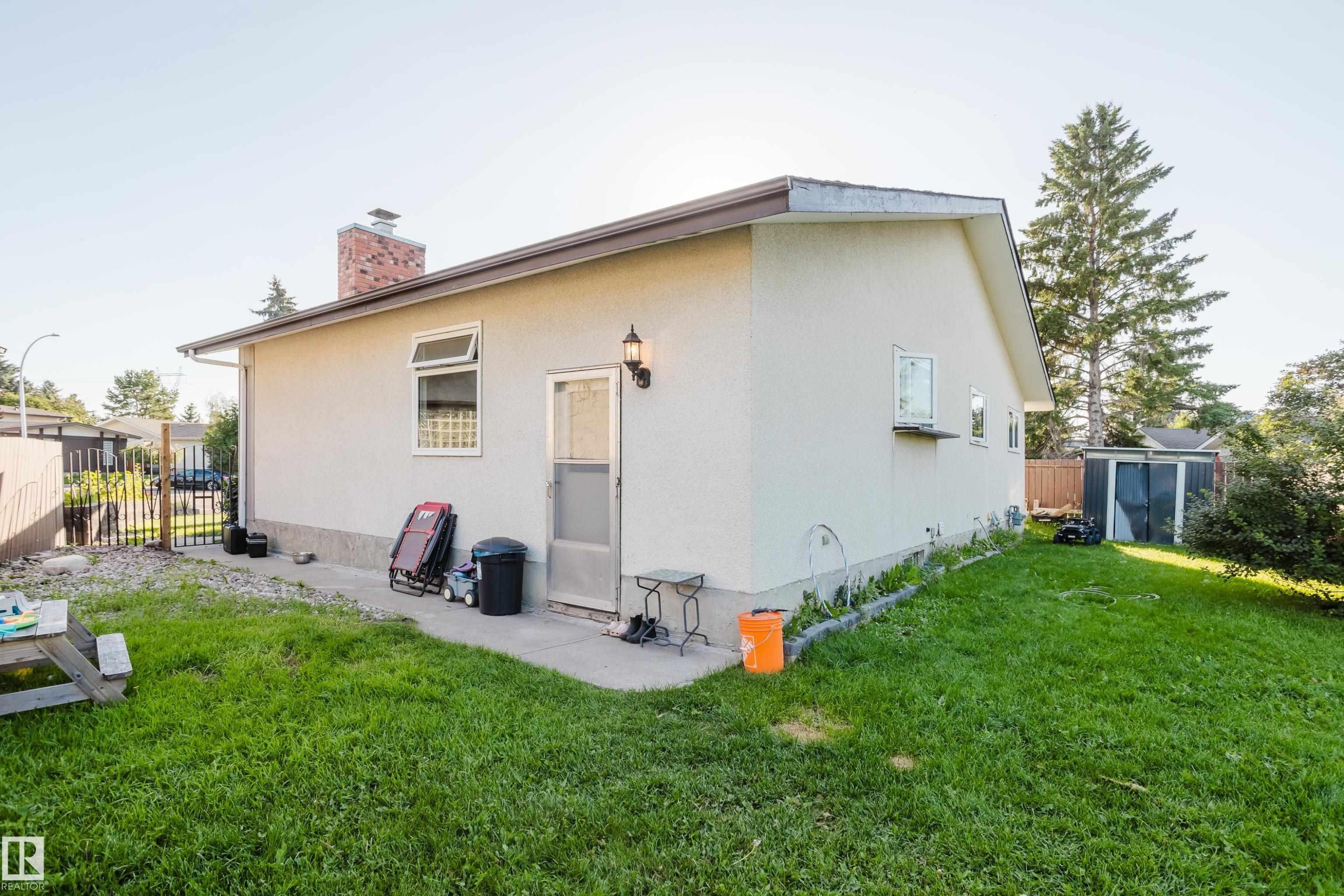 15256 122 Street Nw, Edmonton, AB
