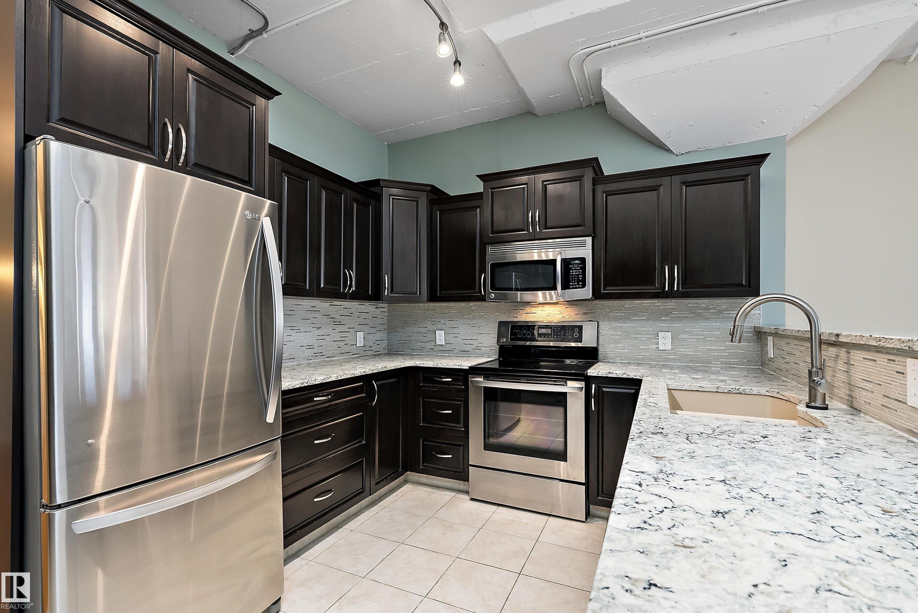 #506 10179 105 St Nw, Edmonton, AB