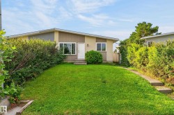 4306 44 Avenue  Stony Plain, AB T7Z 1J3