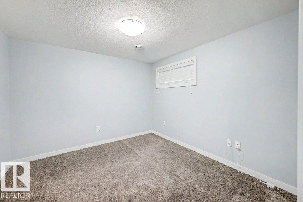 5214 Admiral Walter Hose Street Nw, Edmonton, AB