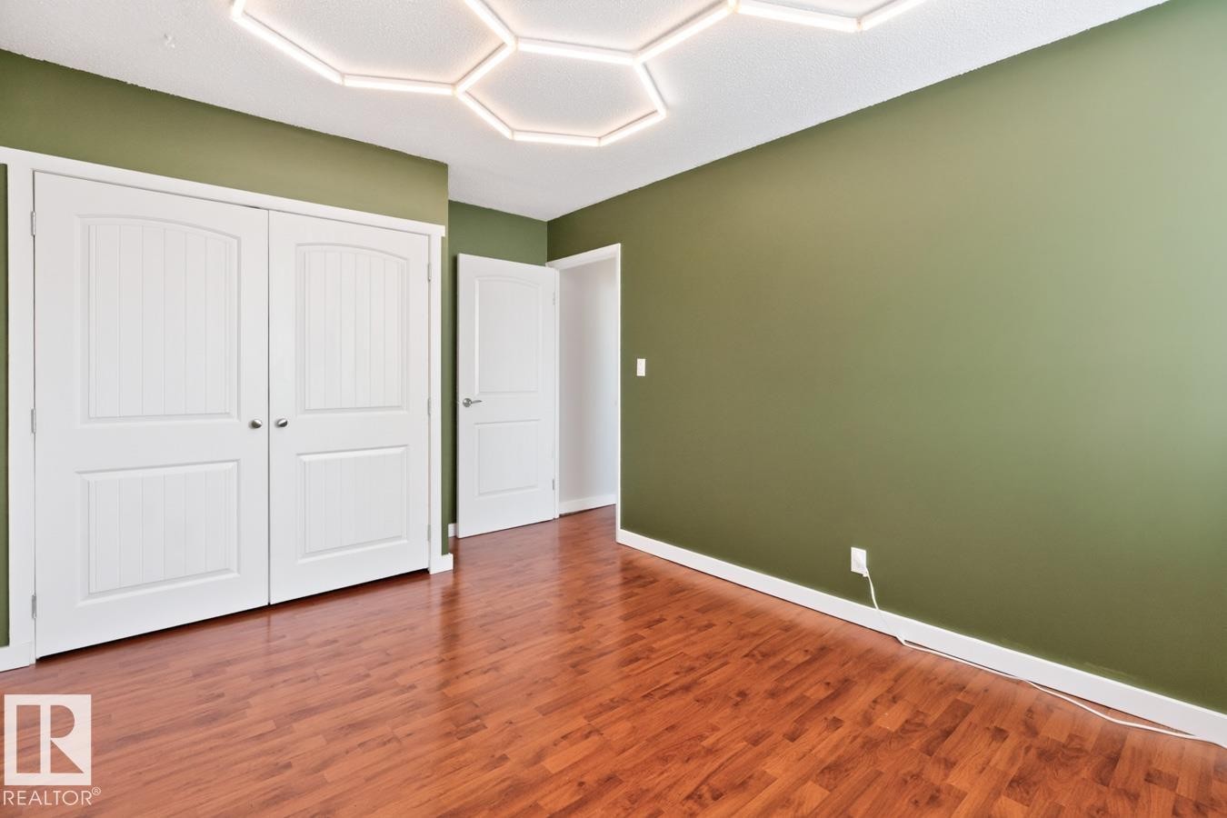 #612 11307 99 Av Nw, Edmonton, AB