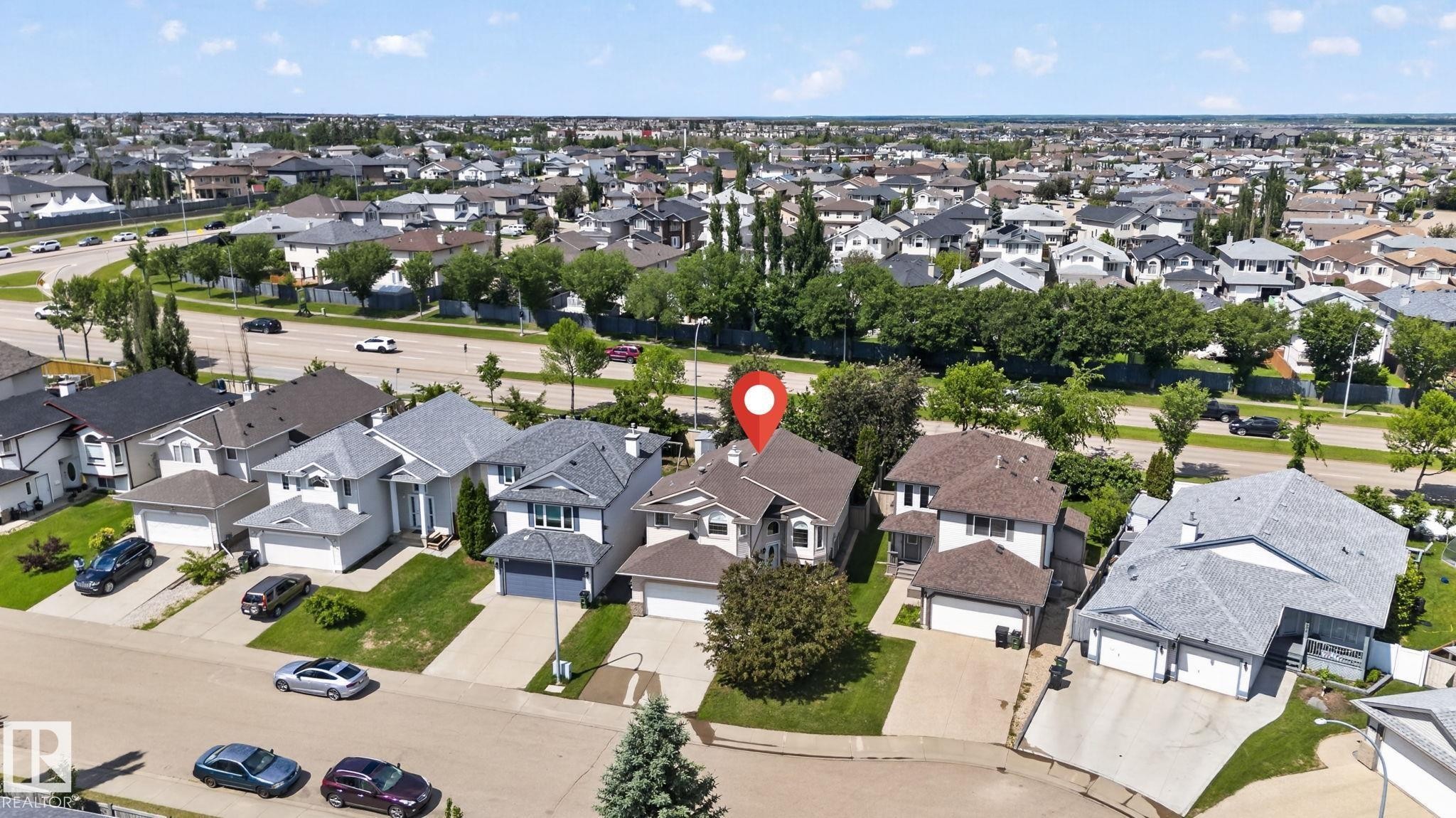 4914 152A Avenue Nw, Edmonton, AB - Outdoor With View