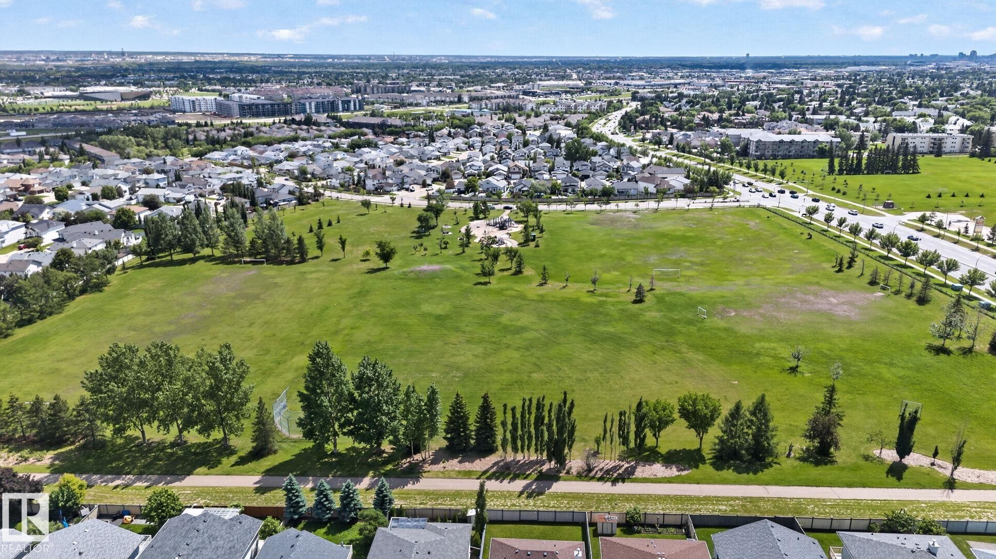 4914 152A Avenue Nw, Edmonton, AB - Outdoor With View