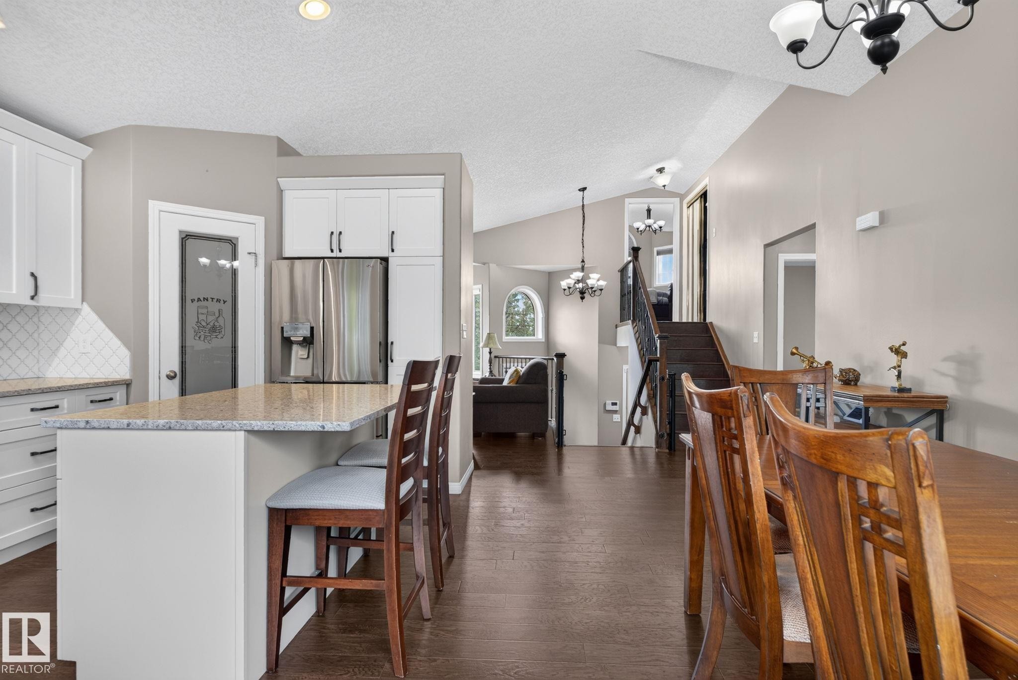 4914 152A Avenue Nw, Edmonton, AB - Indoor