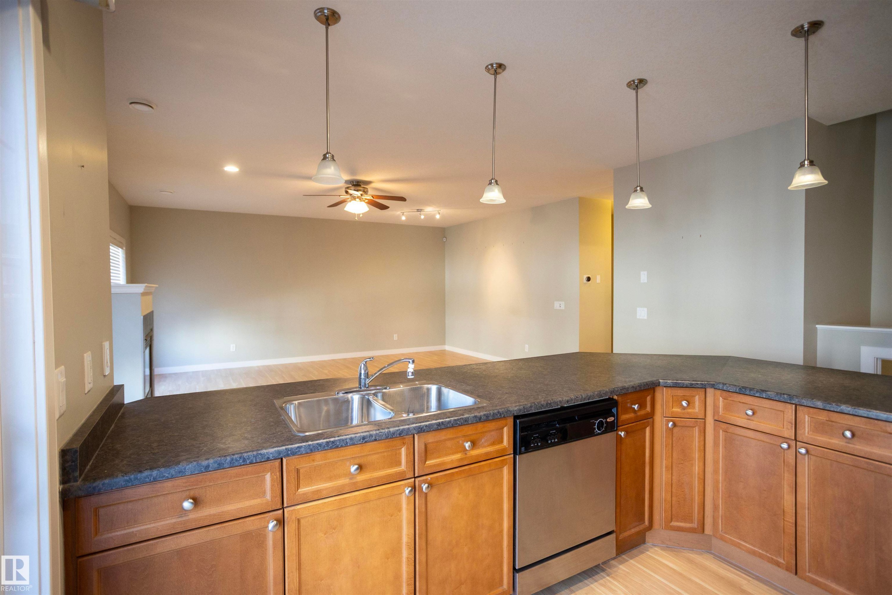 #25 7293 South Terwillegar Dr Nw, Edmonton, AB