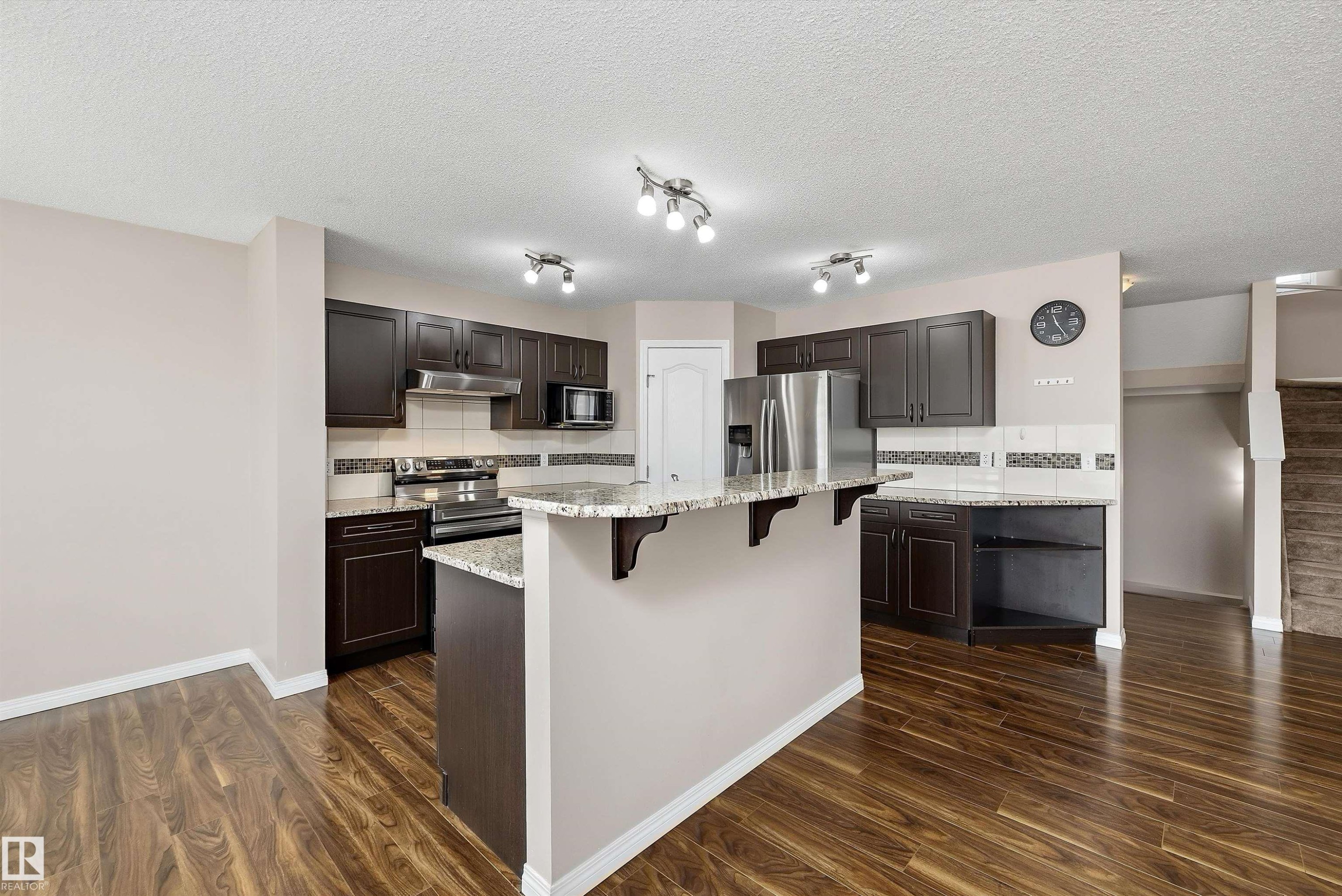 4020 166 Avenue Nw, Edmonton, AB