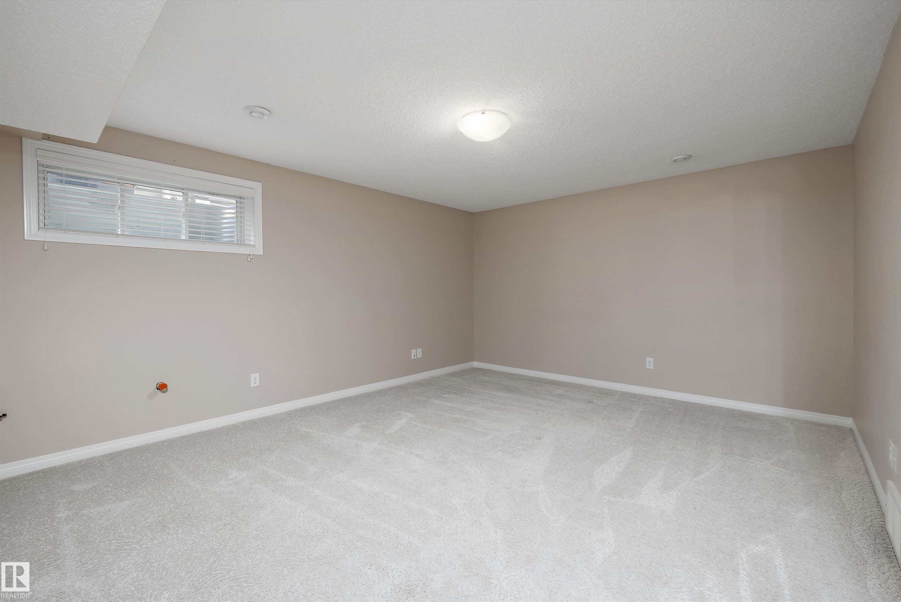 4020 166 Avenue Nw, Edmonton, AB