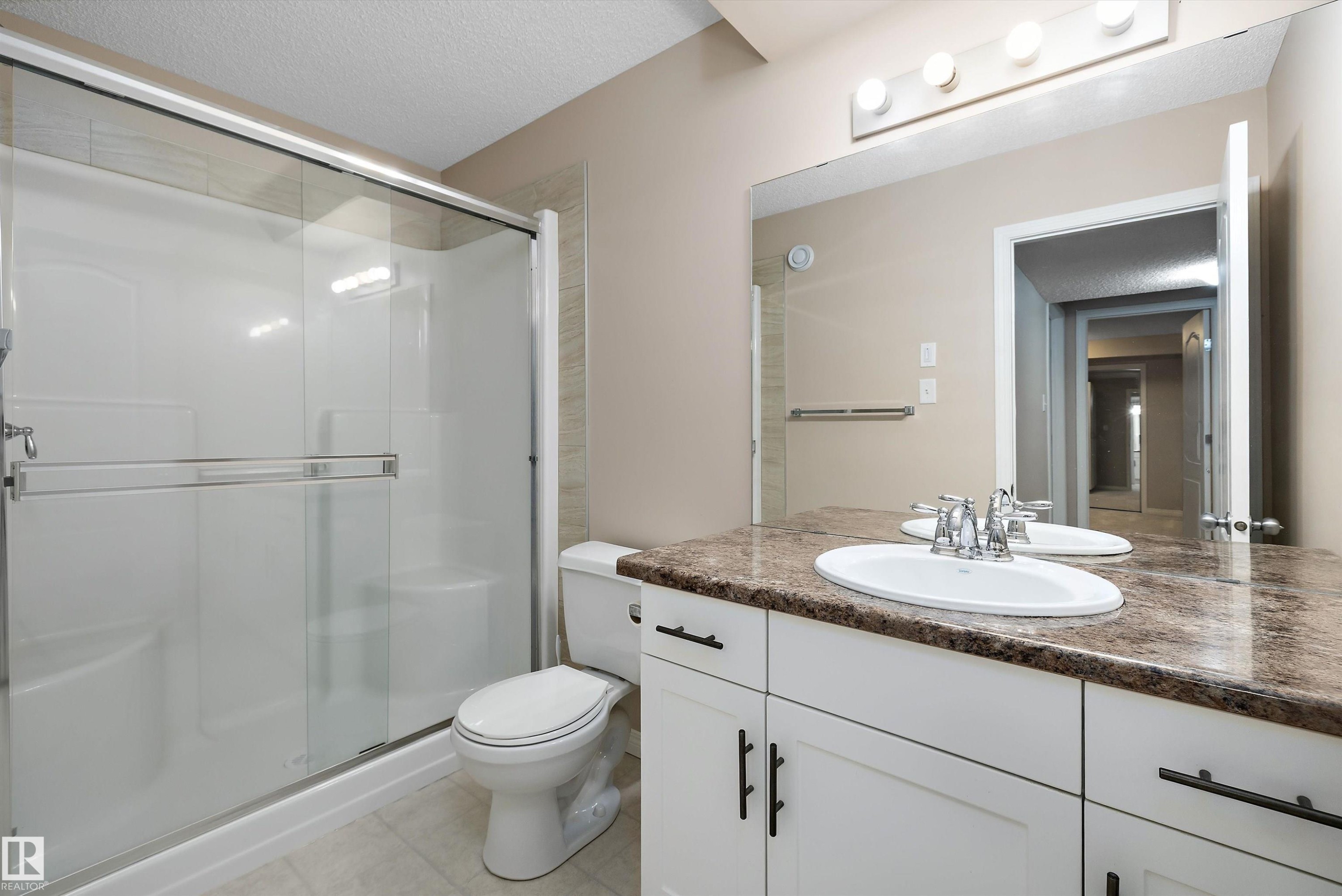 4020 166 Avenue Nw, Edmonton, AB