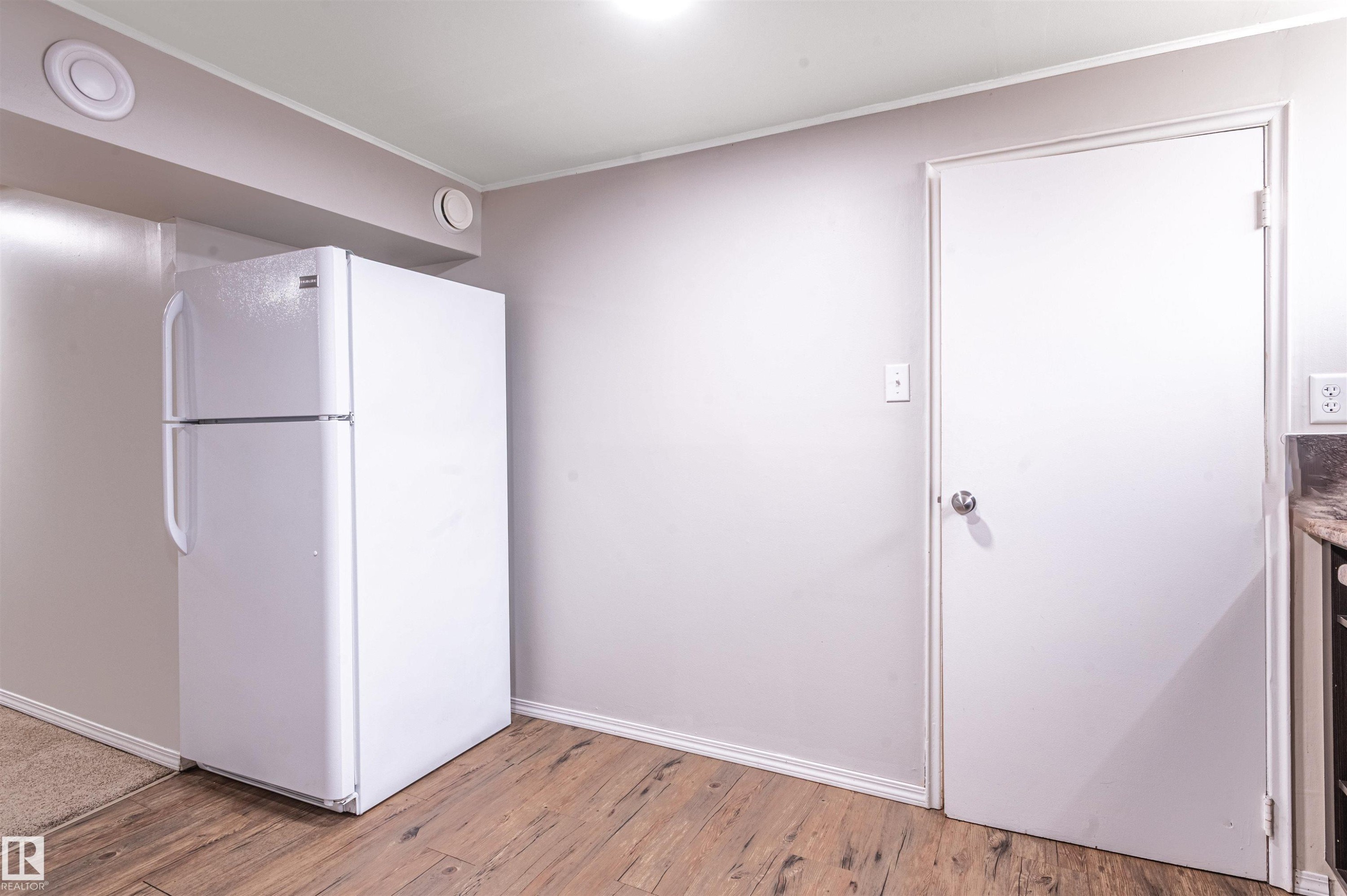 5207 103 Avenue Nw, Edmonton, AB