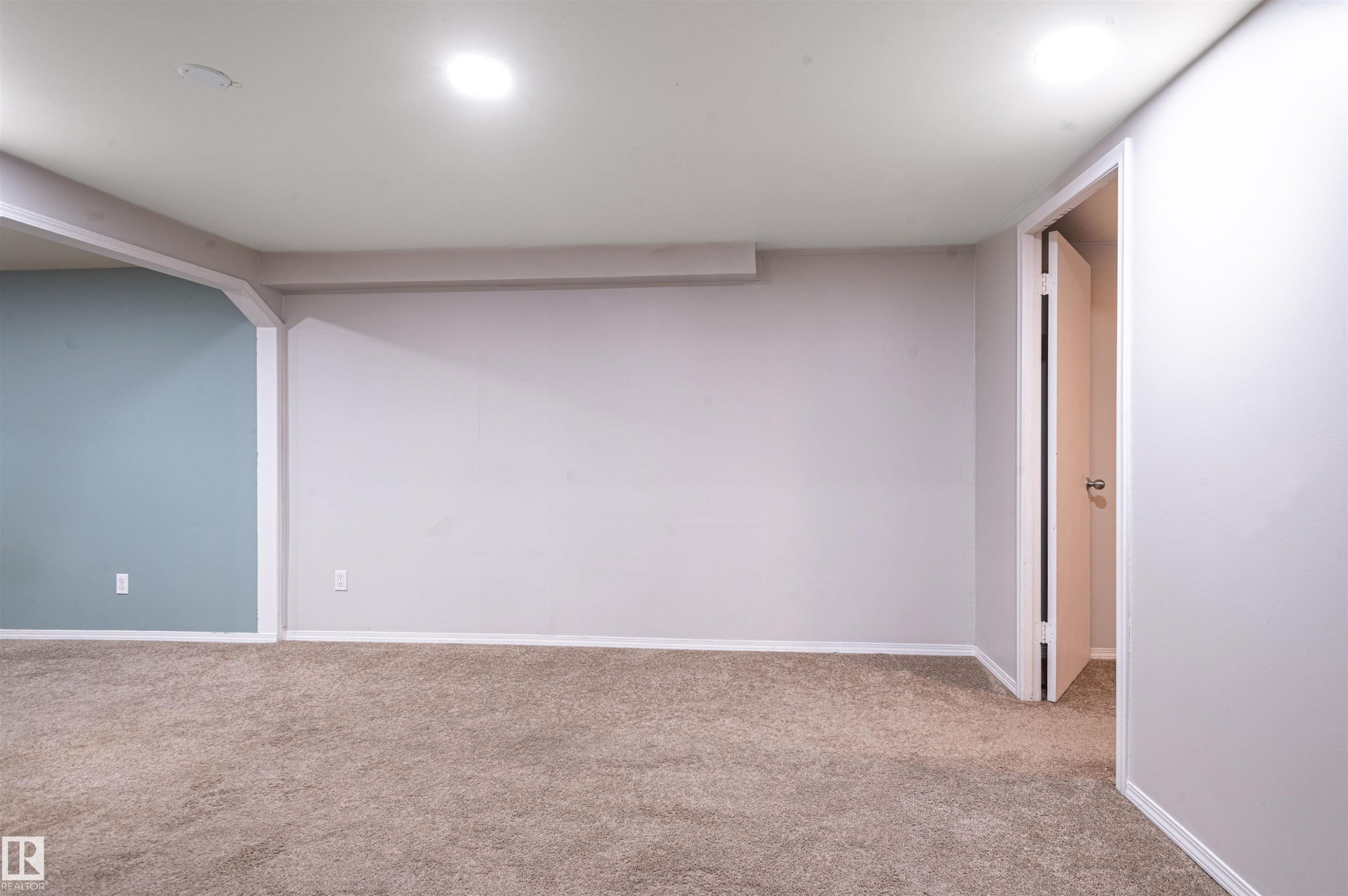 5207 103 Avenue Nw, Edmonton, AB