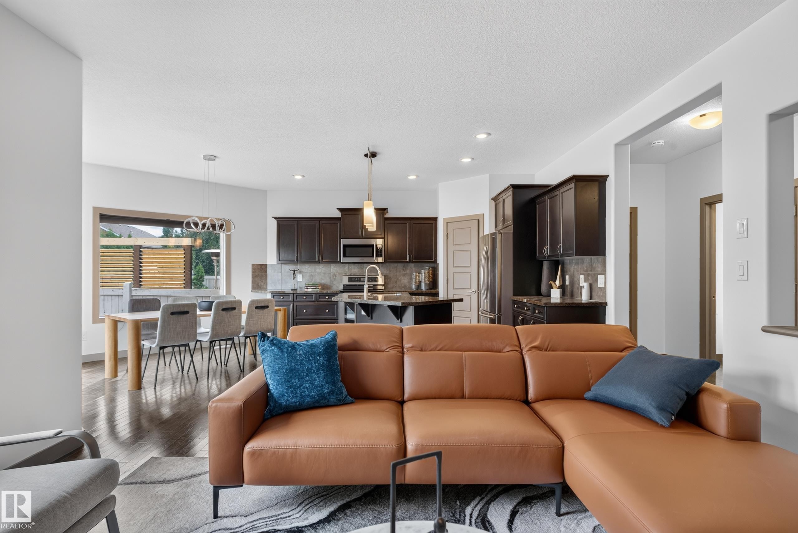 1107 Chahley Crest Nw, Edmonton, AB