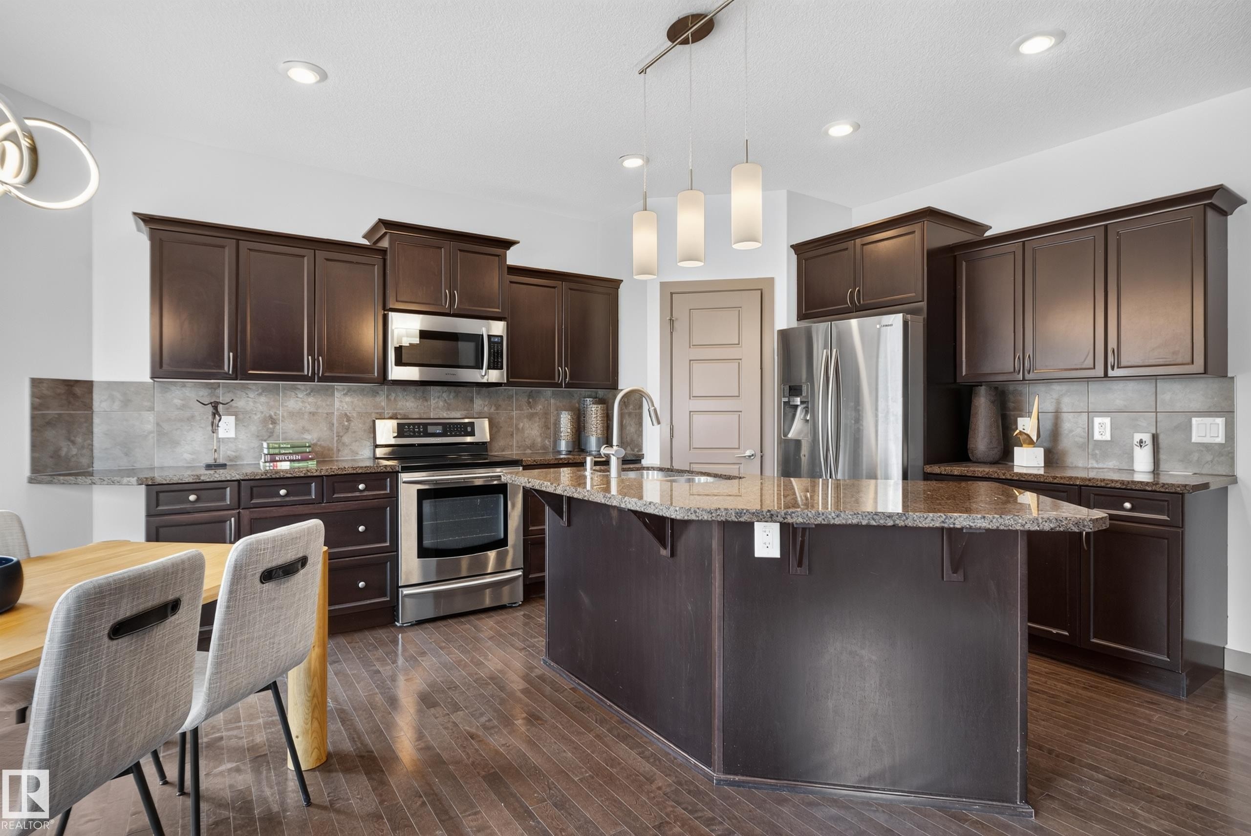1107 Chahley Crest Nw, Edmonton, AB