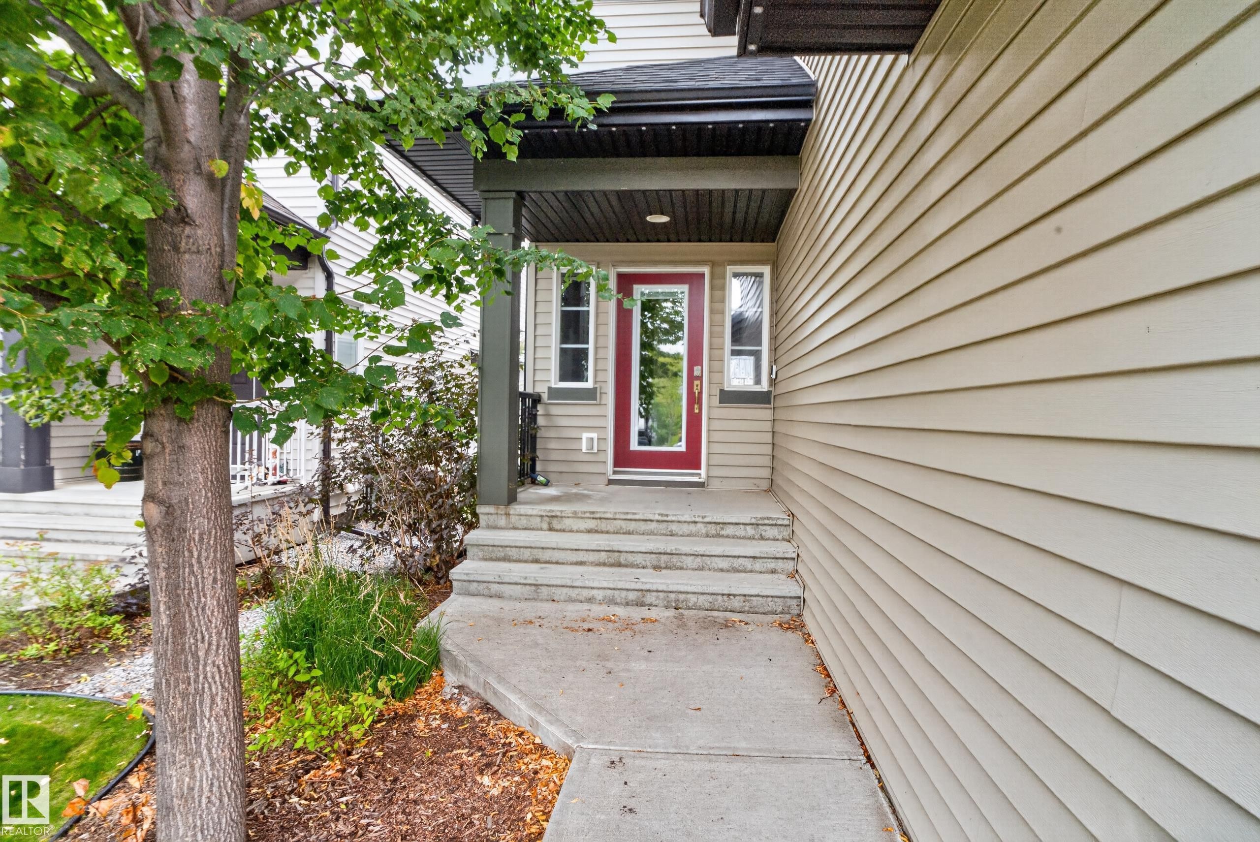 1107 Chahley Crest Nw, Edmonton, AB