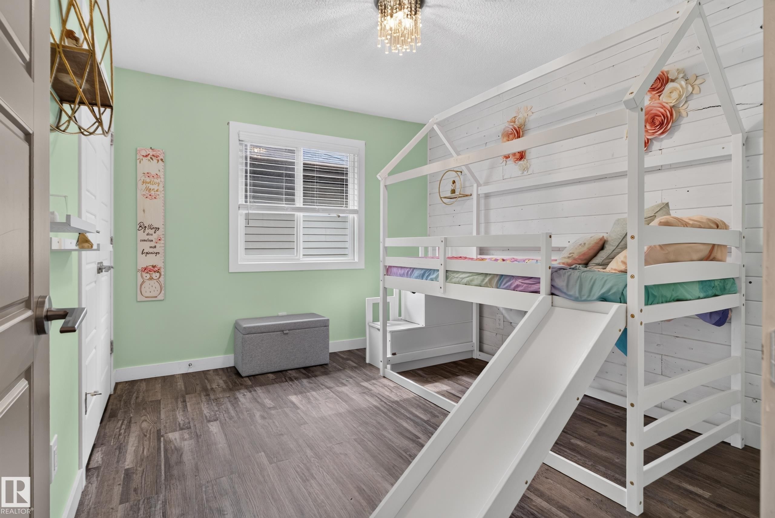 1107 Chahley Crest Nw, Edmonton, AB