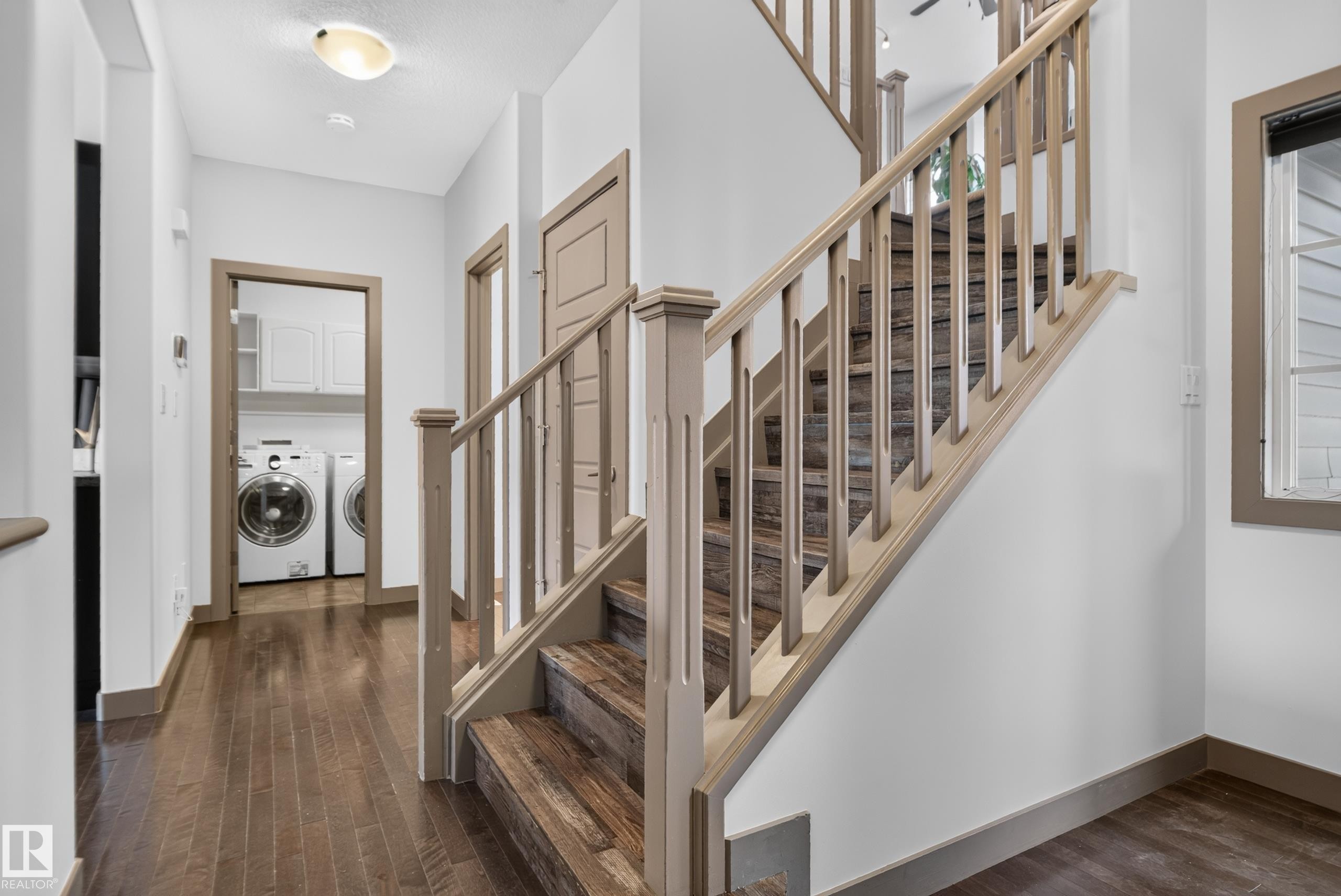 1107 Chahley Crest Nw, Edmonton, AB