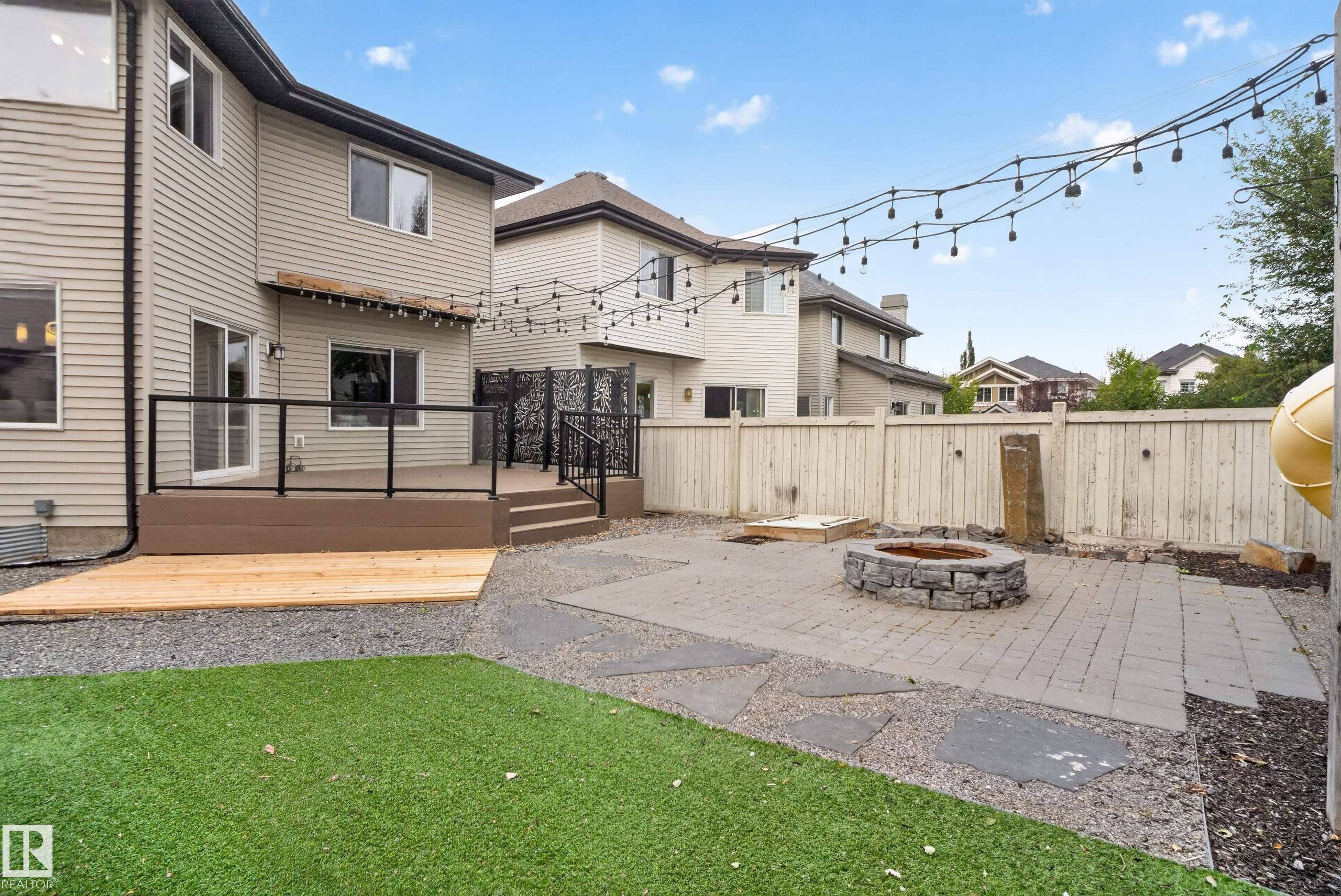 1107 Chahley Crest Nw, Edmonton, AB
