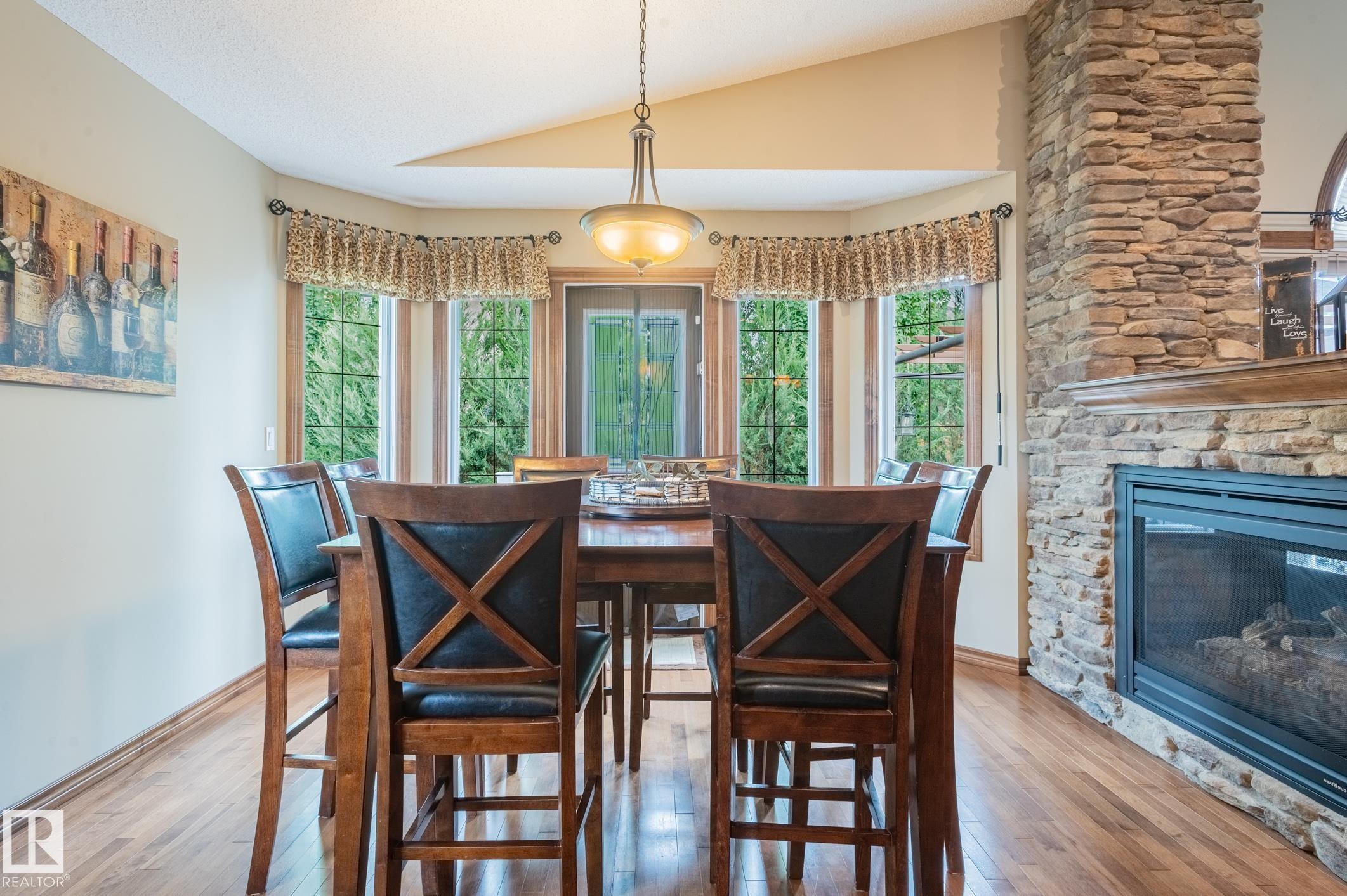 Dining area - 19 Newton Place, St. Albert, AB