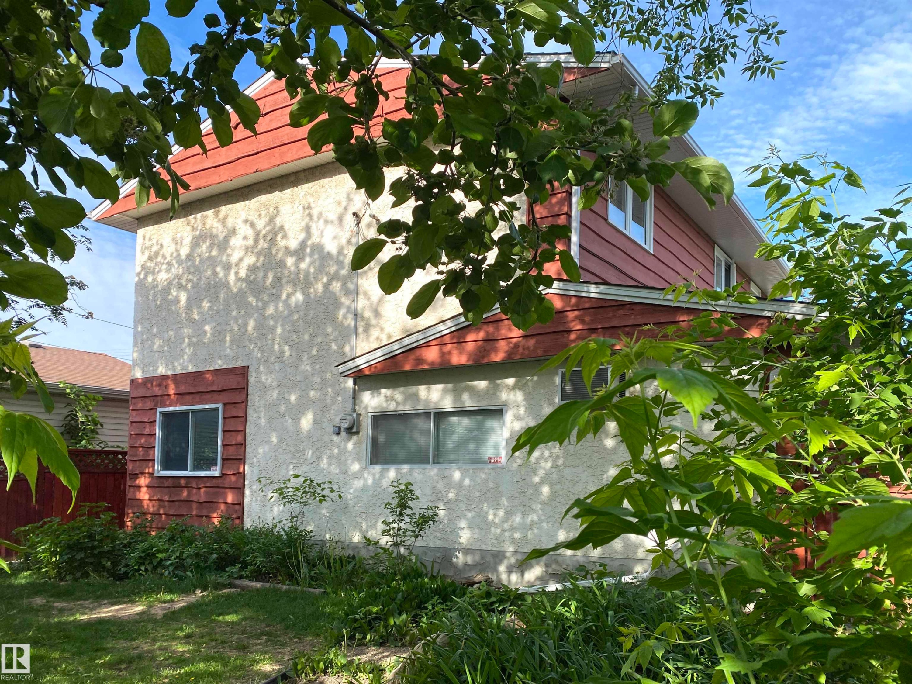 12137 50 Street Nw, Edmonton, AB