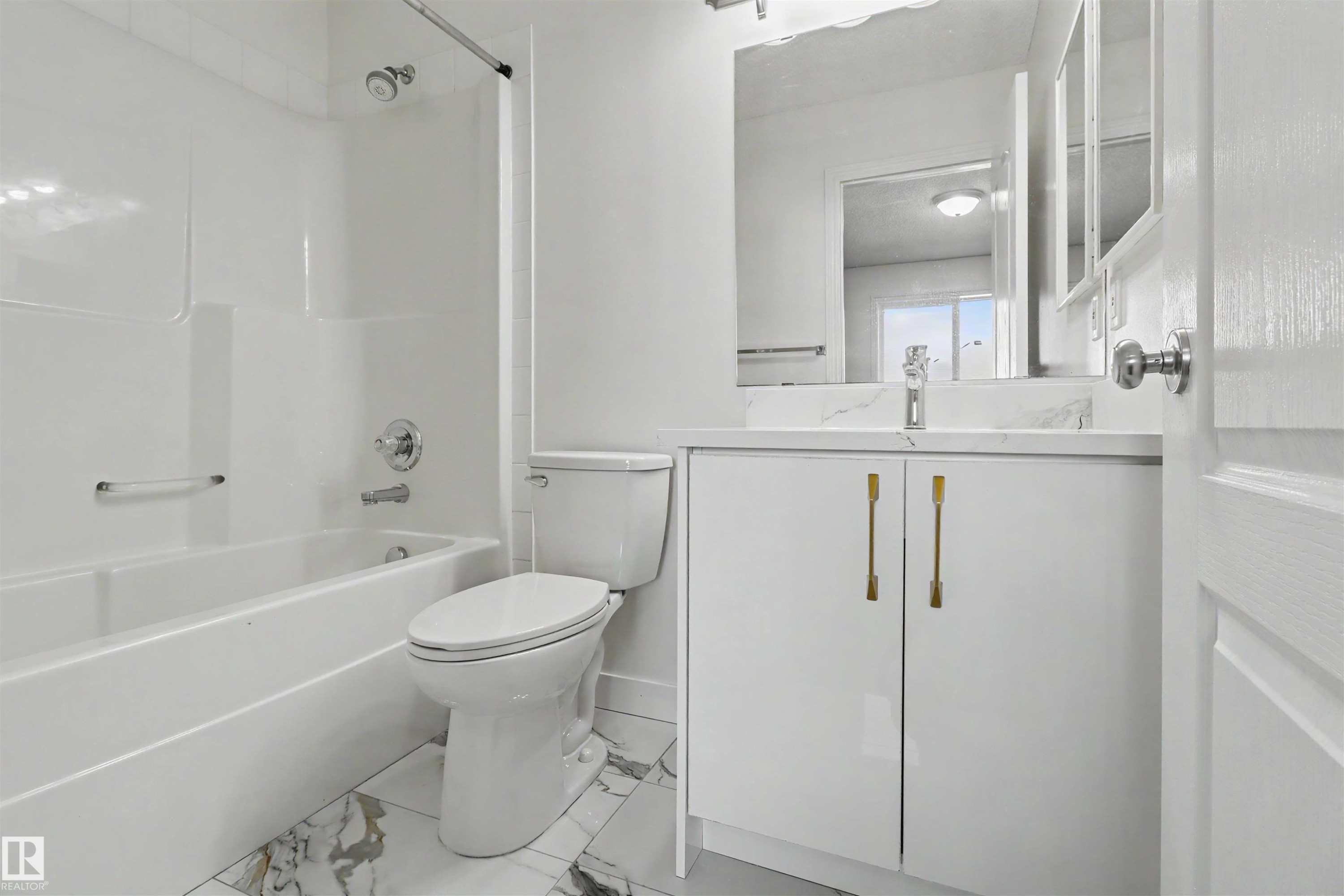 4712 201 St Nw, Edmonton, AB