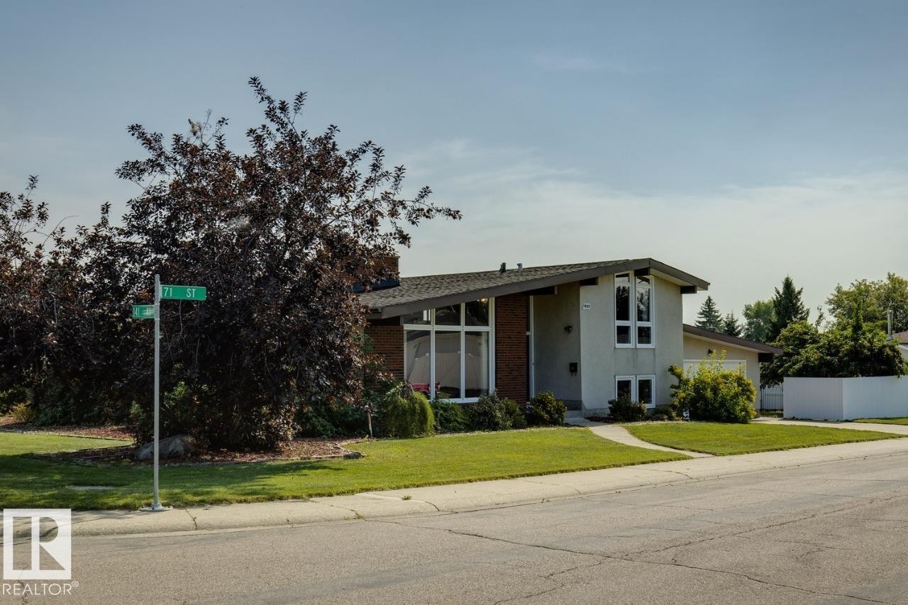 14011 71 Street Nw, Edmonton, AB