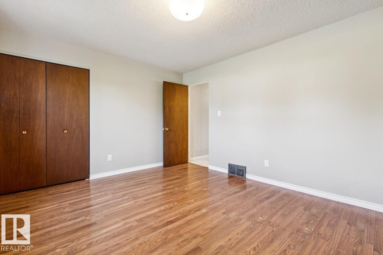 14011 71 Street Nw, Edmonton, AB
