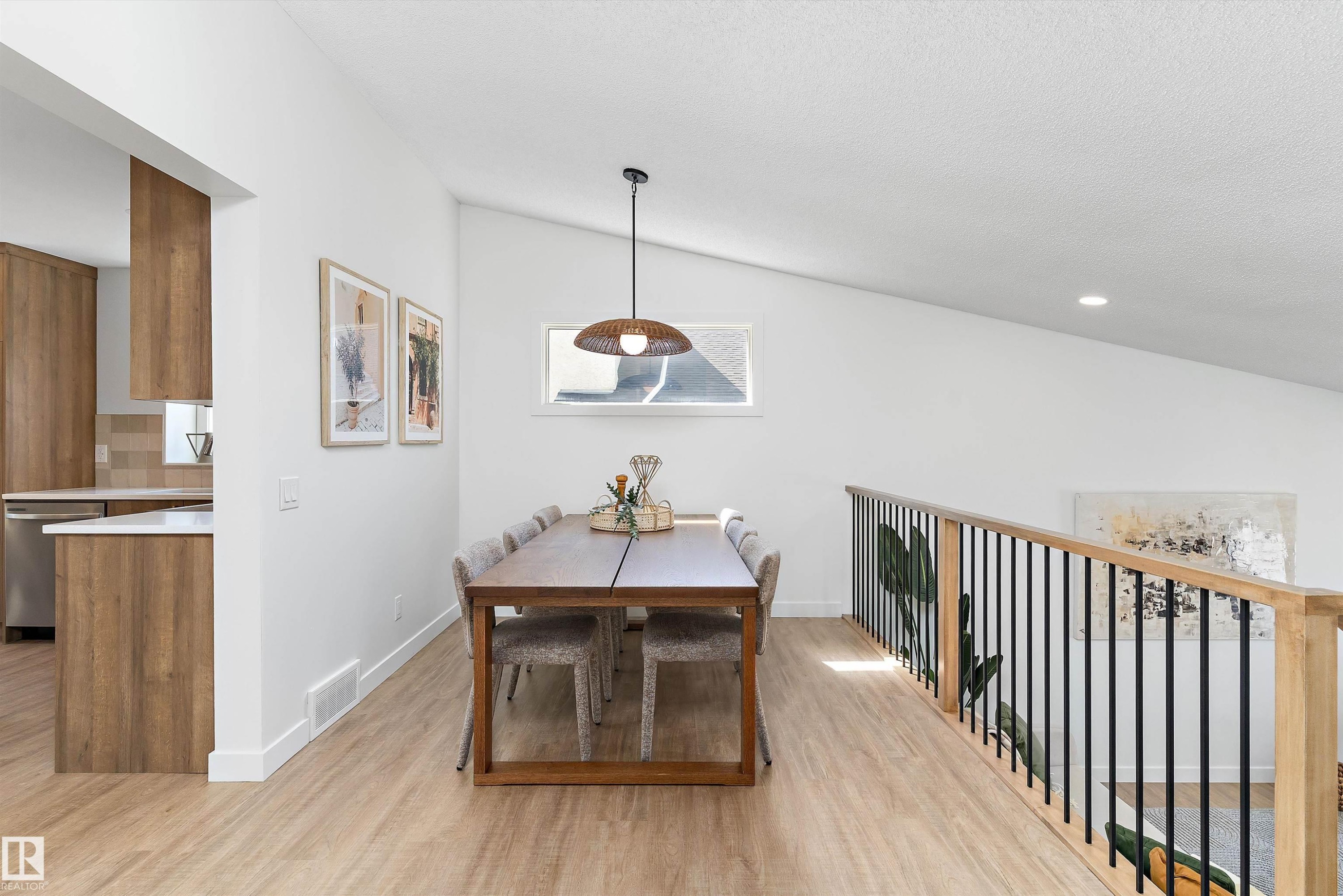 8311 184 Street Nw, Edmonton, AB - Indoor Photo Showing Dining Room