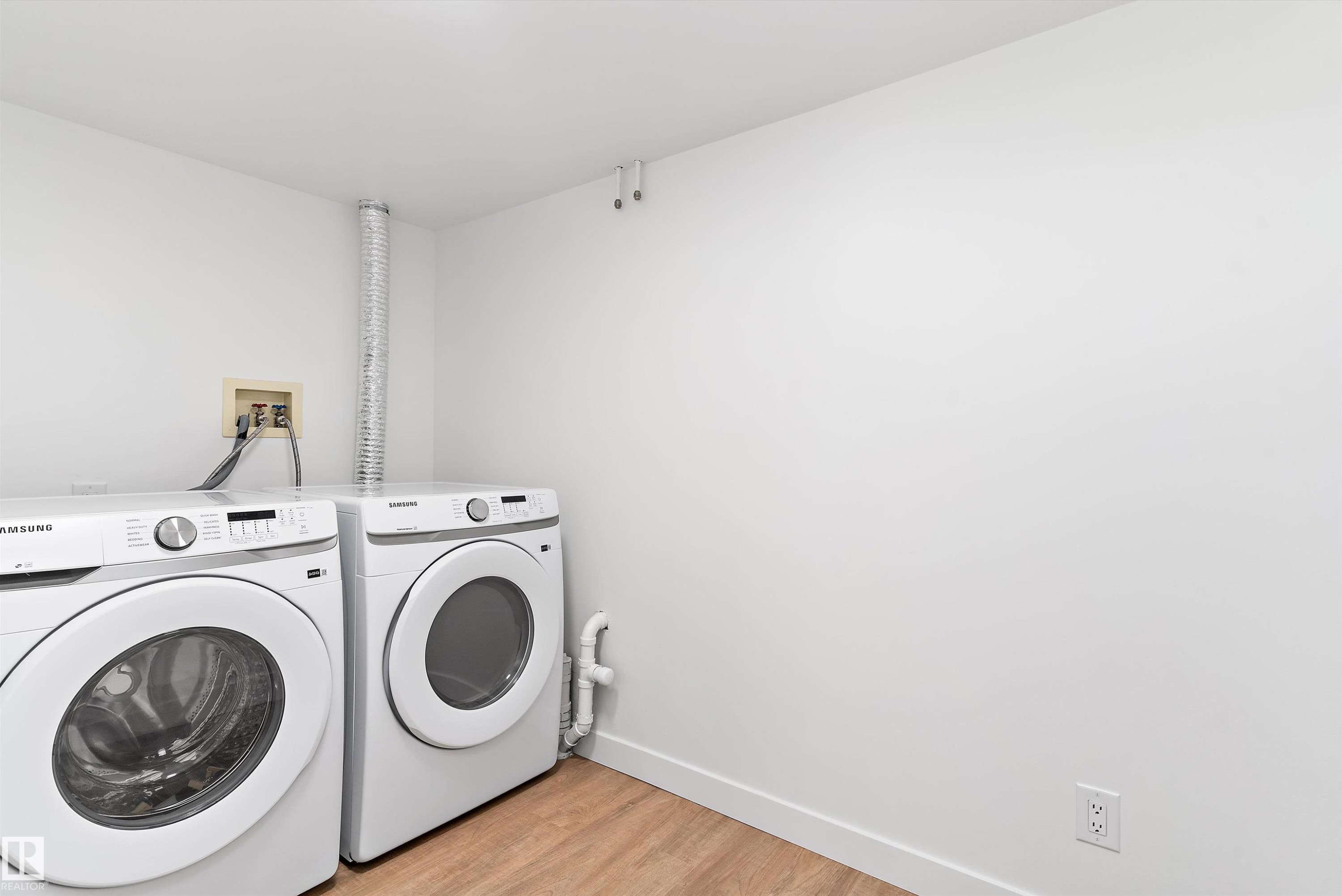 8311 184 Street Nw, Edmonton, AB - Indoor Photo Showing Laundry Room