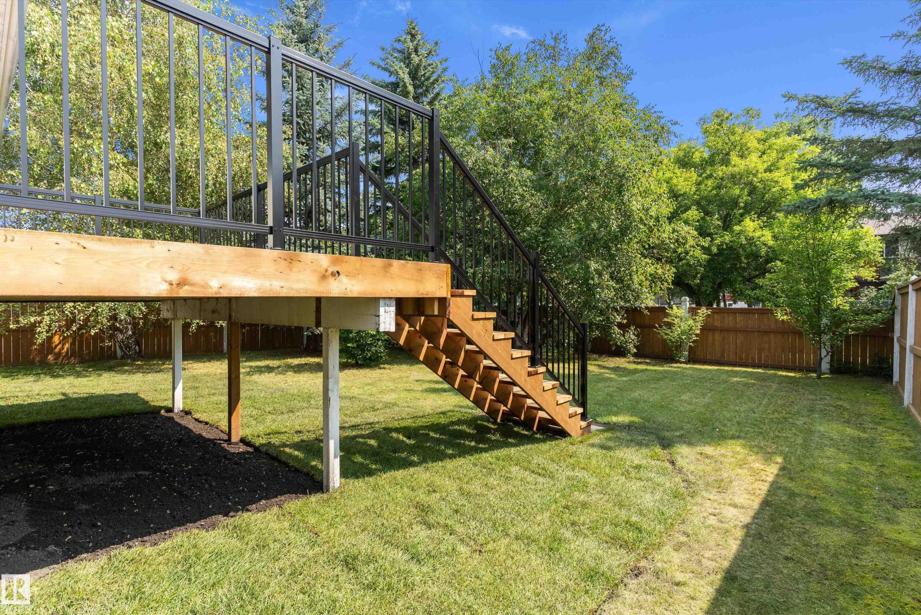 8311 184 Street Nw, Edmonton, AB - Outdoor