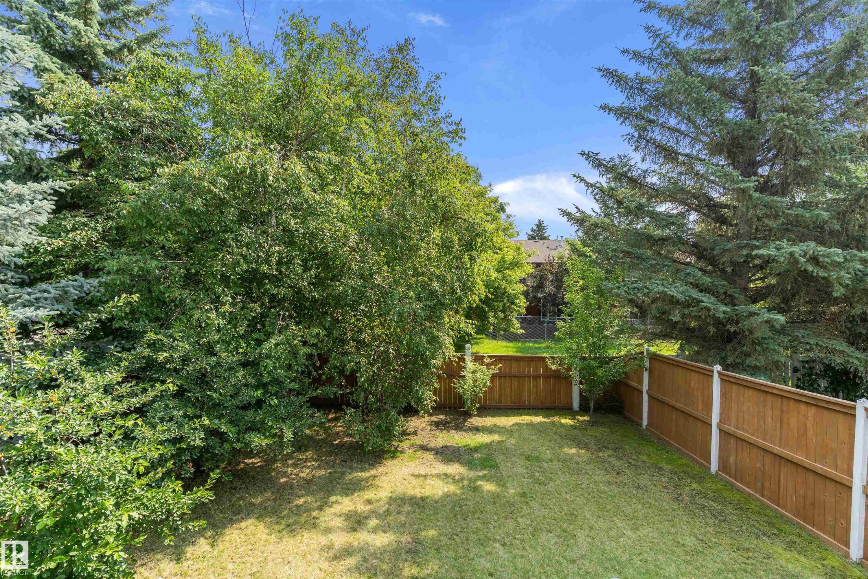 8311 184 Street Nw, Edmonton, AB - Outdoor