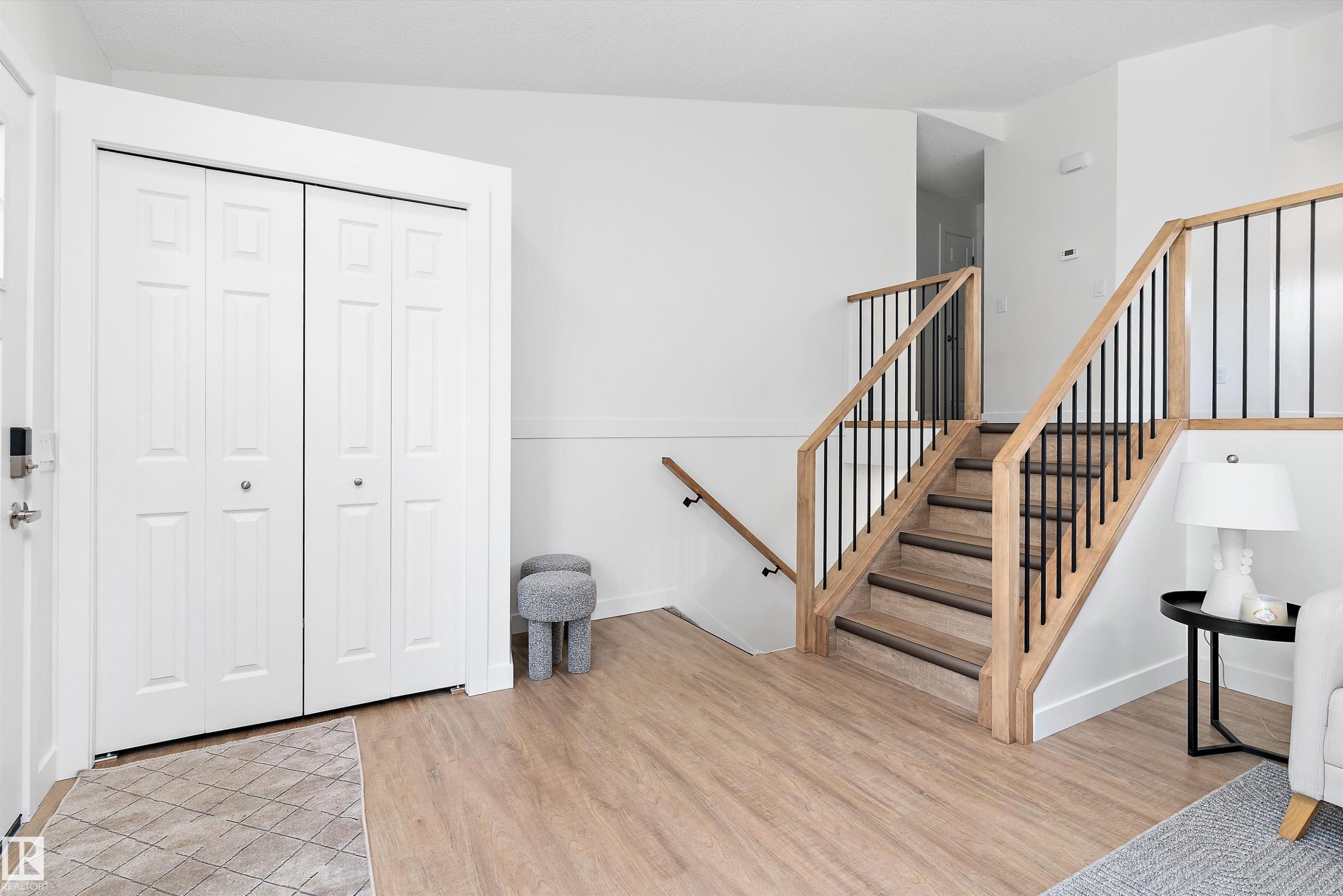 8311 184 Street Nw, Edmonton, AB - Indoor Photo Showing Other Room