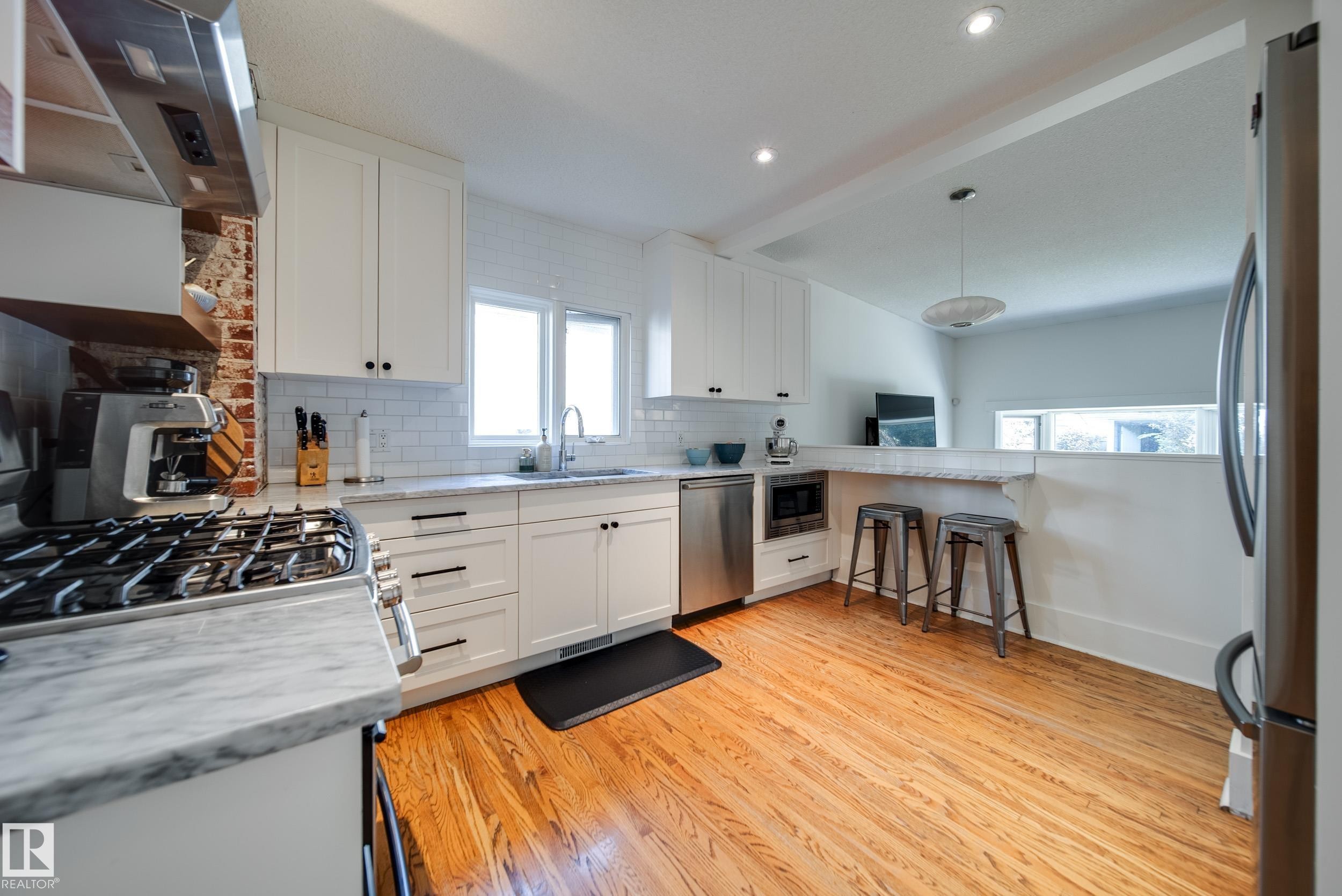 10335 137 Street Nw, Edmonton, AB