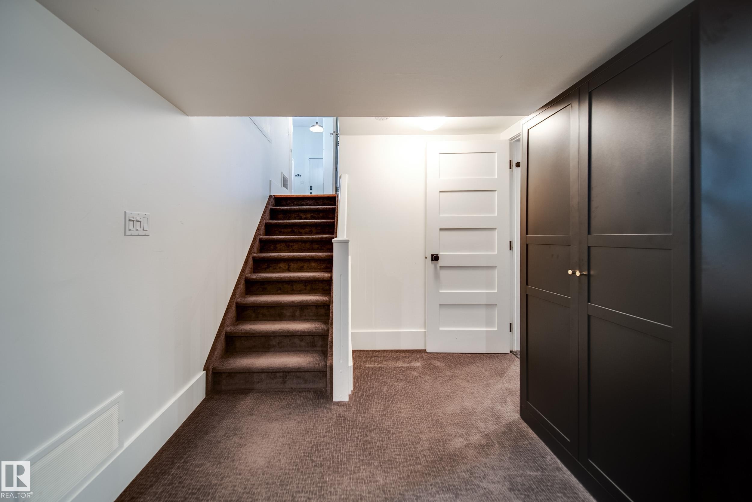 10335 137 Street Nw, Edmonton, AB