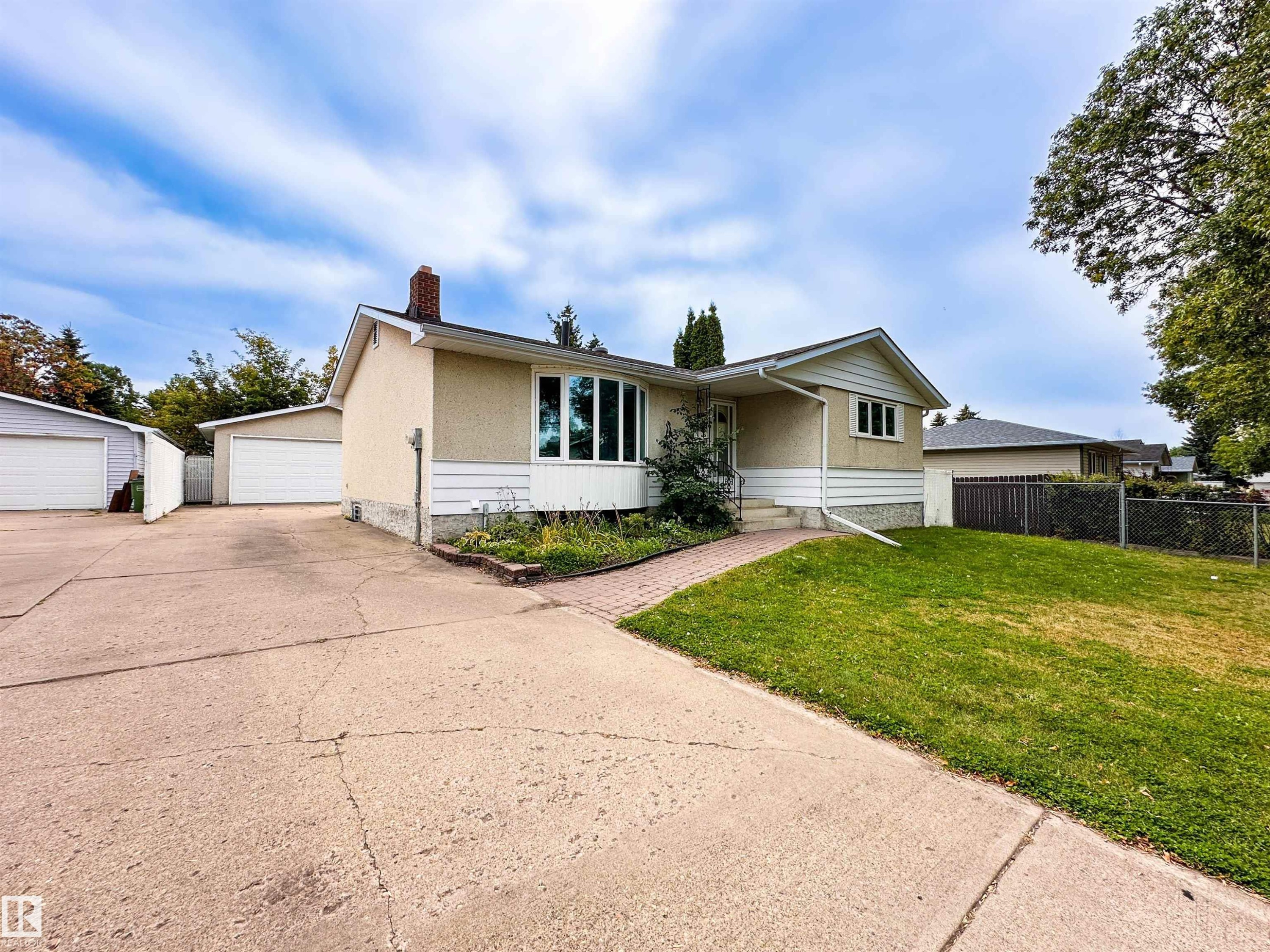 14603 59A Street Nw, Edmonton, AB