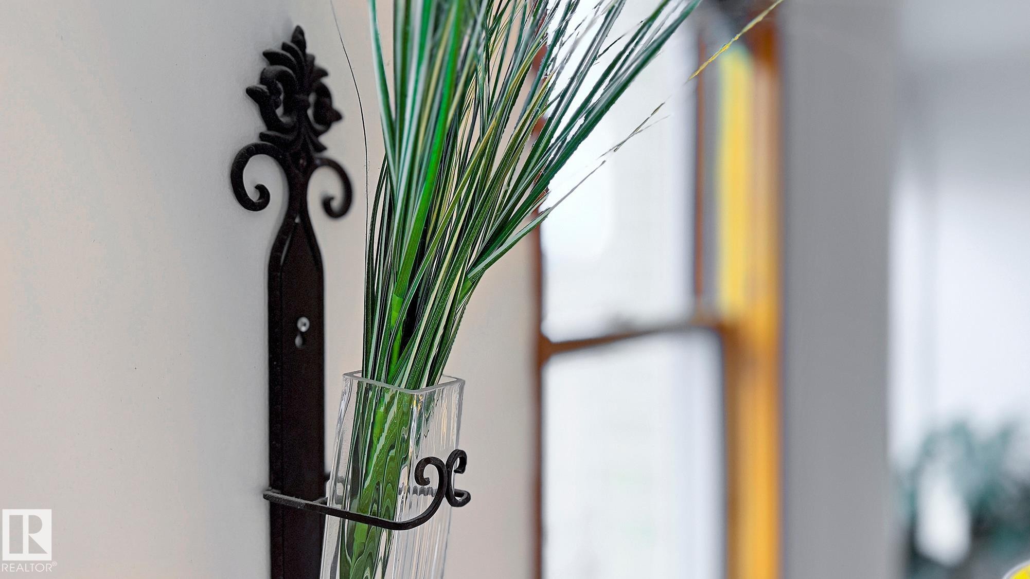 10134 100 Street Nw, Edmonton, AB
