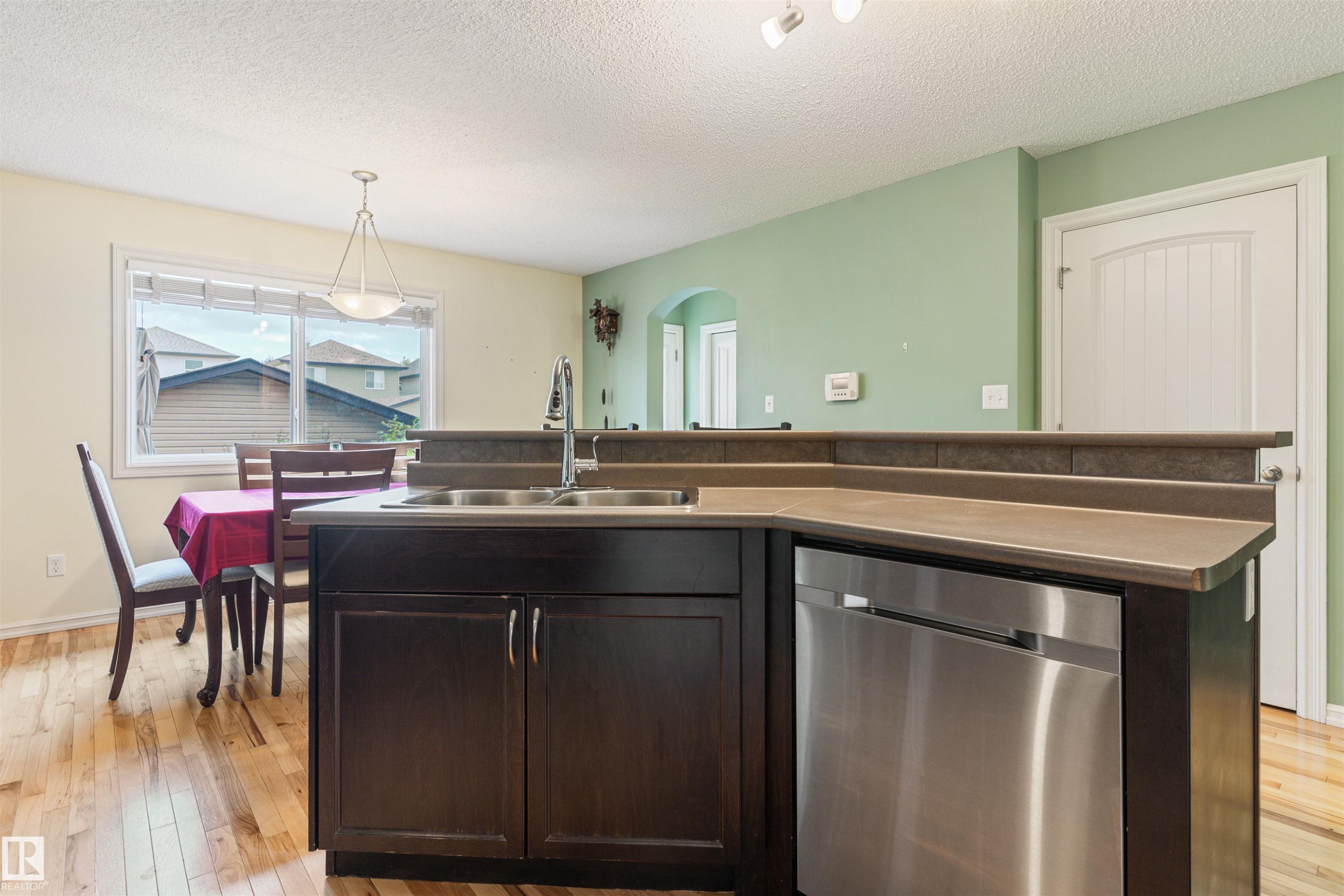 415 Keystone Way, Leduc, AB