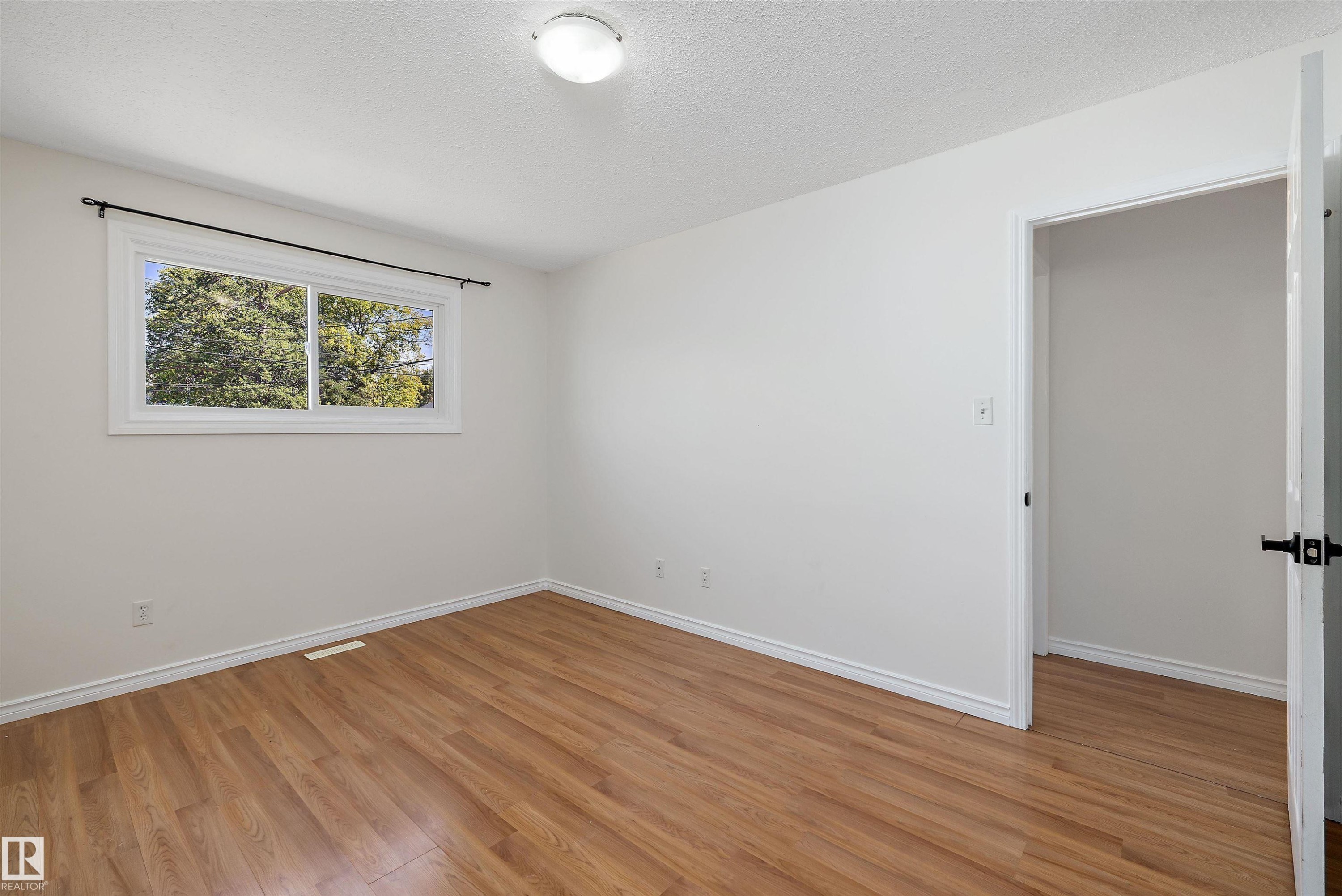 10237 151 Street Nw, Edmonton, AB