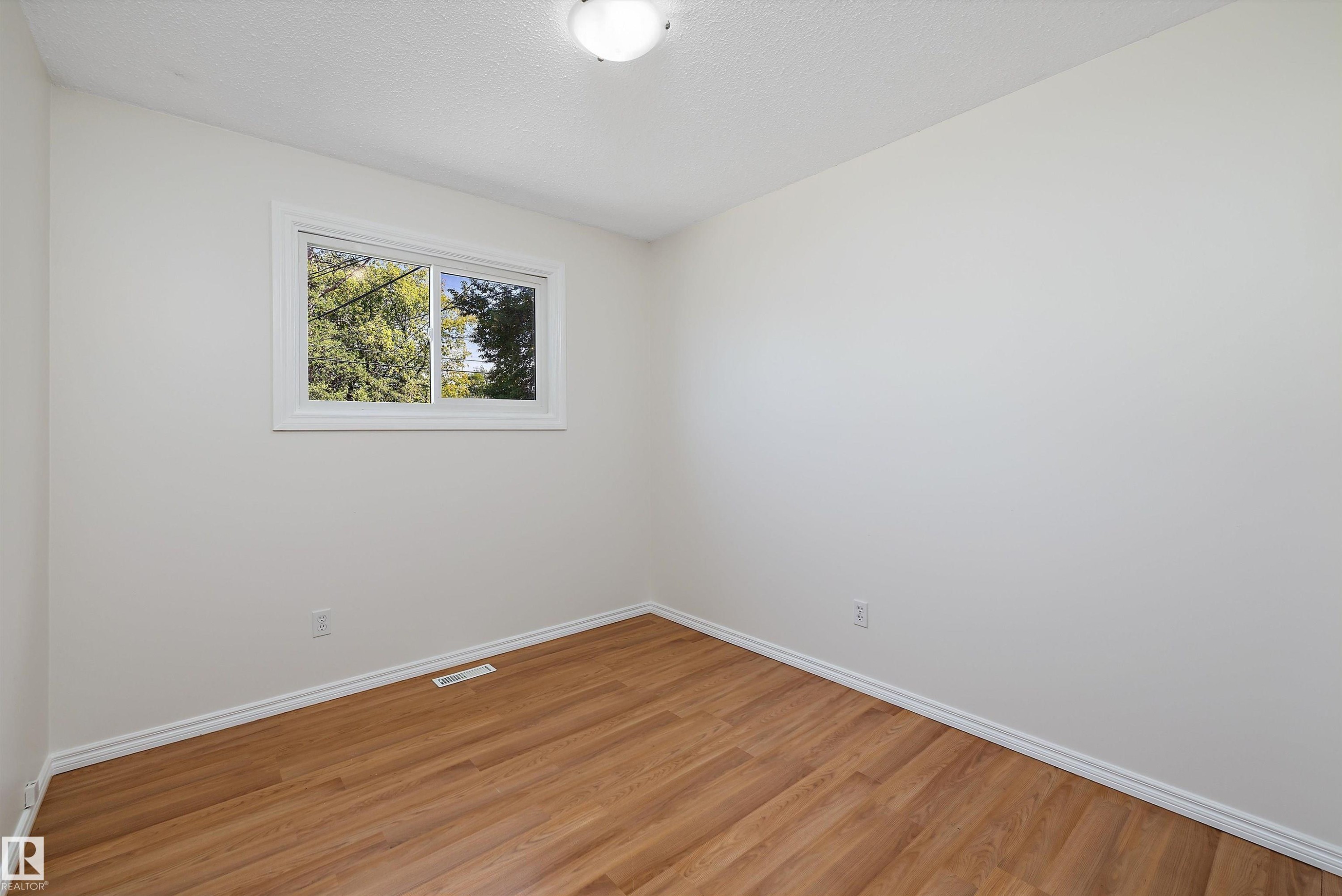 10237 151 Street Nw, Edmonton, AB