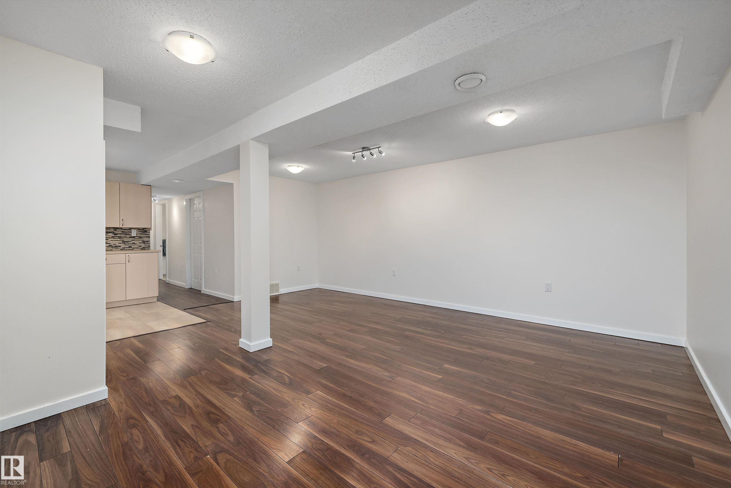 10237 151 Street Nw, Edmonton, AB
