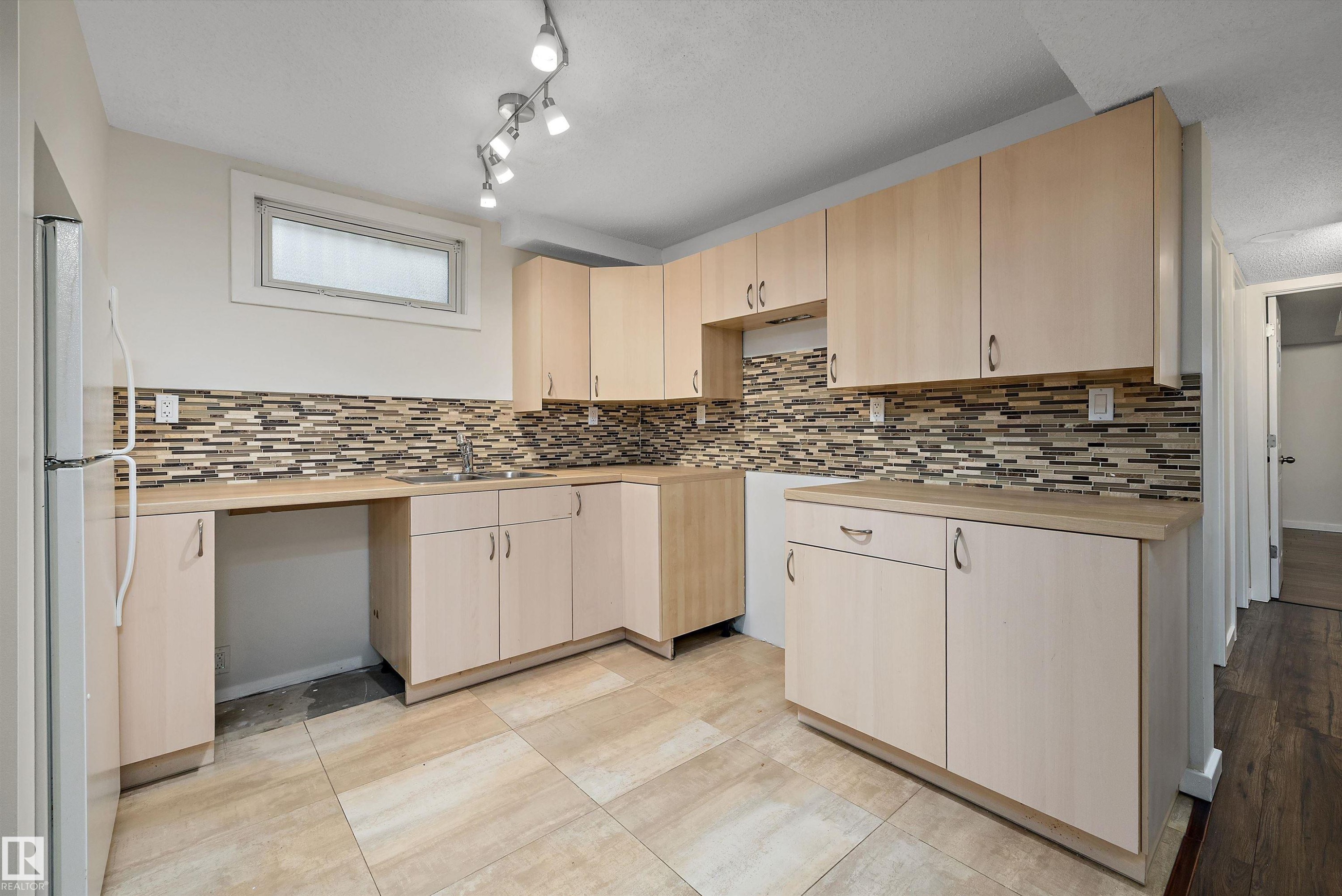 10237 151 Street Nw, Edmonton, AB